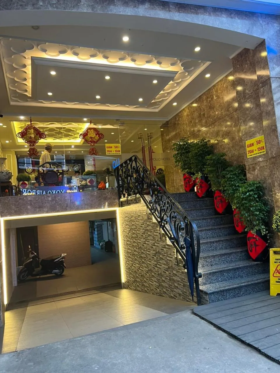 Property building in Apollo Airport Hotel