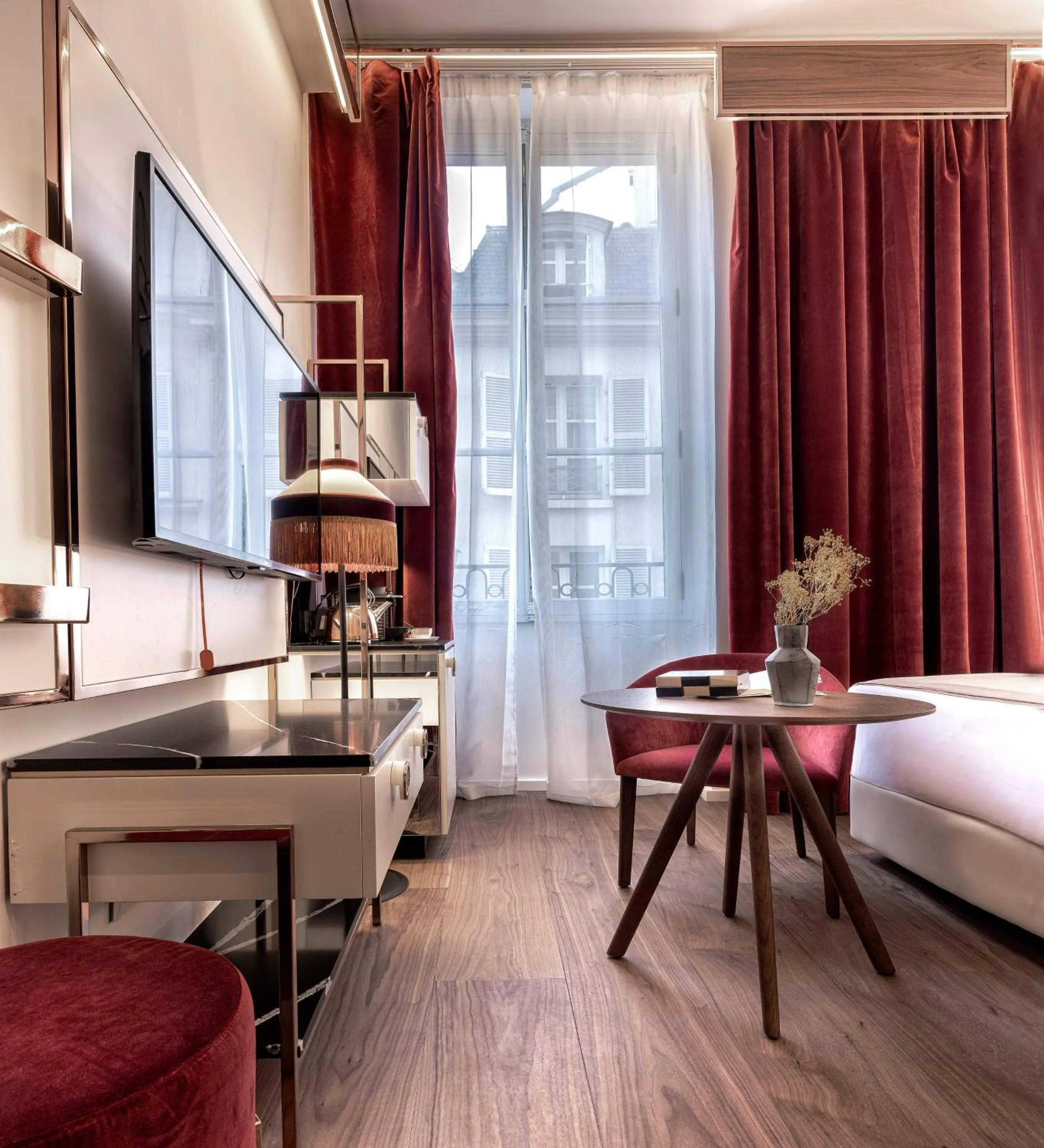 Bed in Maison Colbert Member of Meliá Collection Notre-Dame