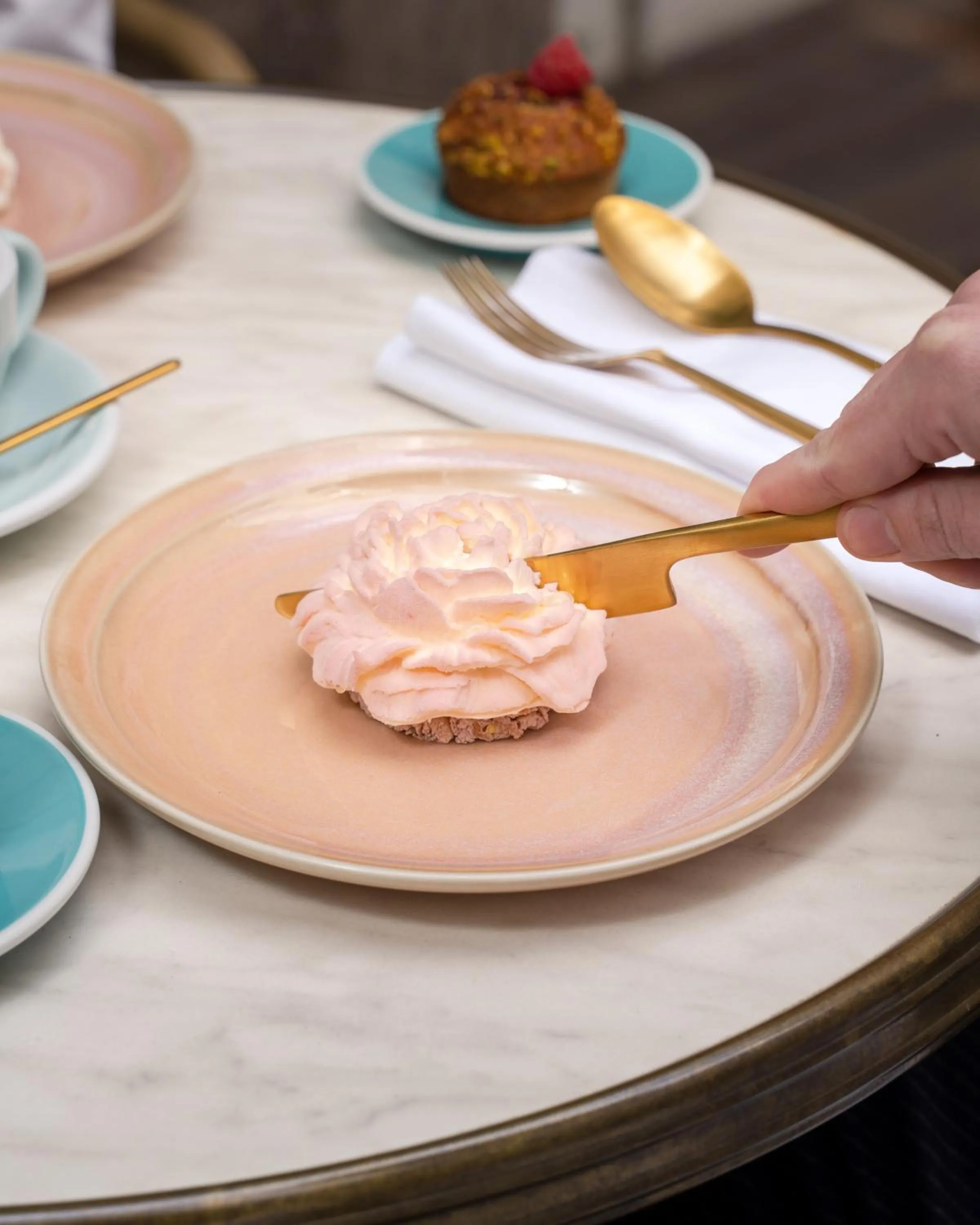 Restaurant/places to eat in Maison Colbert Member of Meliá Collection Notre-Dame