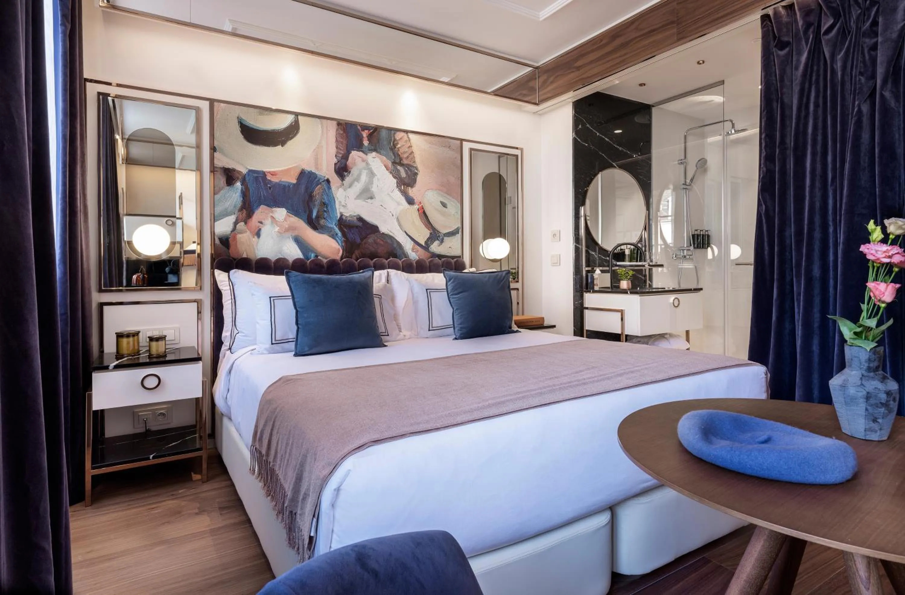 Bed in Maison Colbert Member of Meliá Collection Notre-Dame