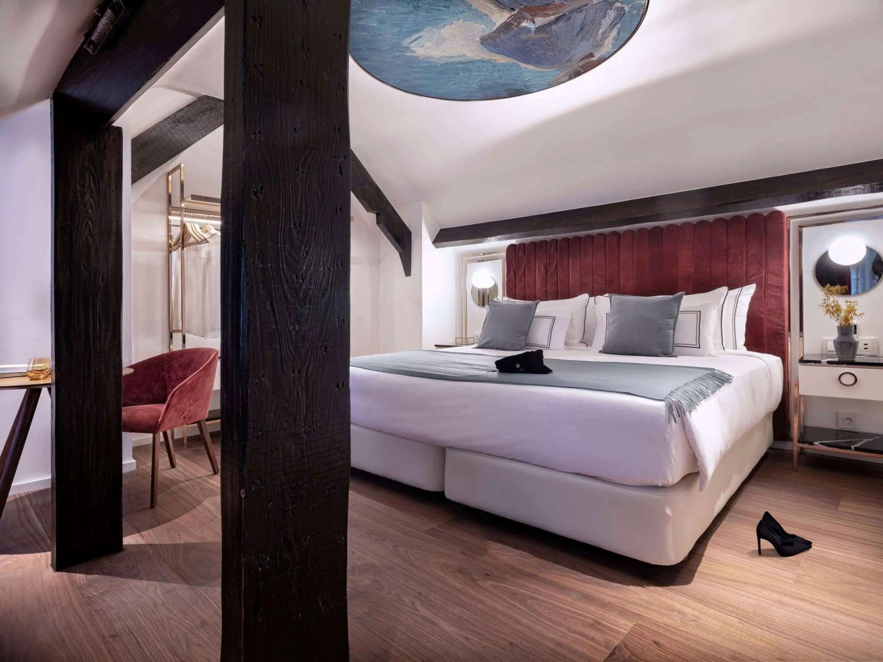 Bedroom, Bed in Maison Colbert Member of Meliá Collection Notre-Dame