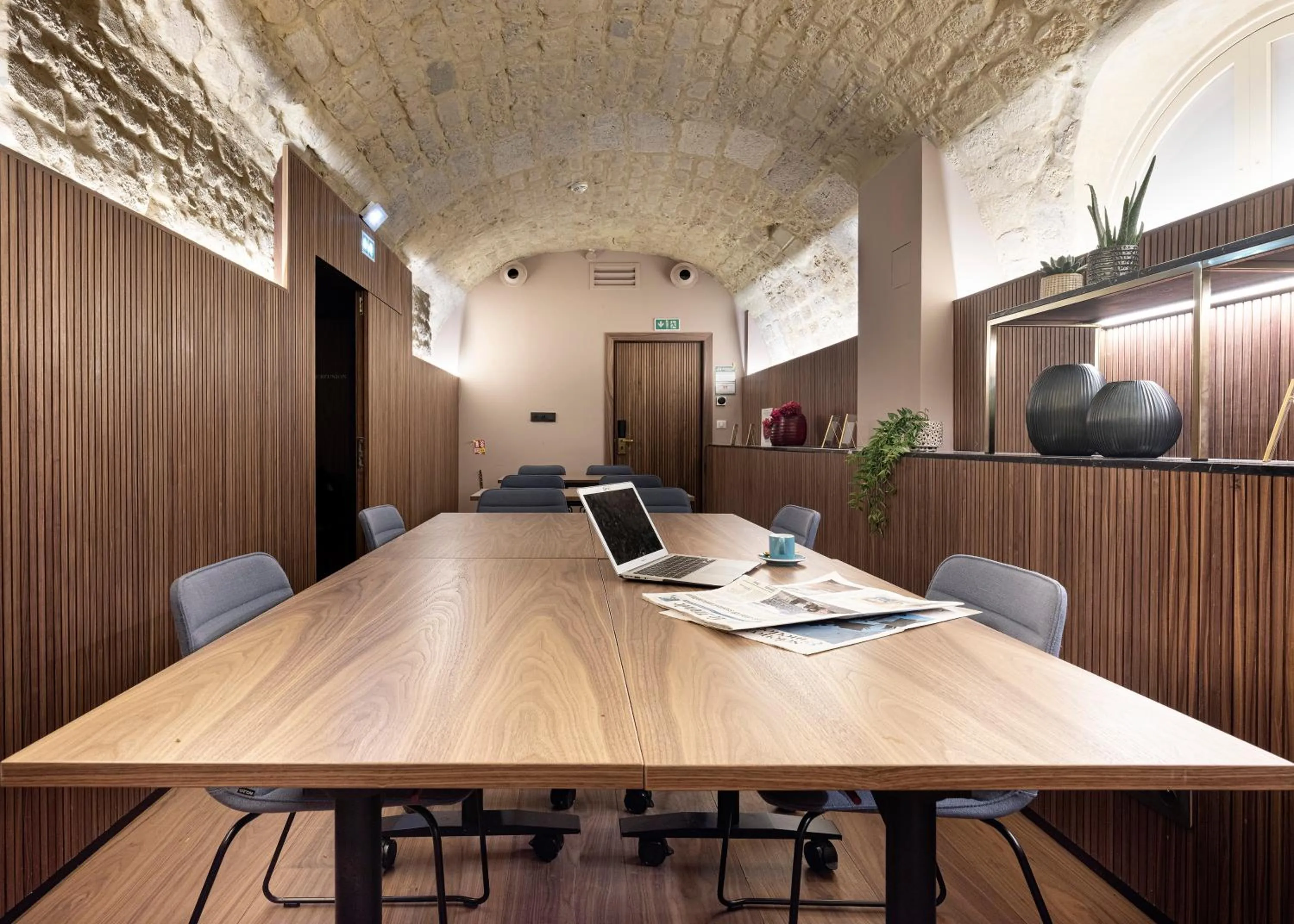 Business facilities in Maison Colbert Member of Meliá Collection Notre-Dame