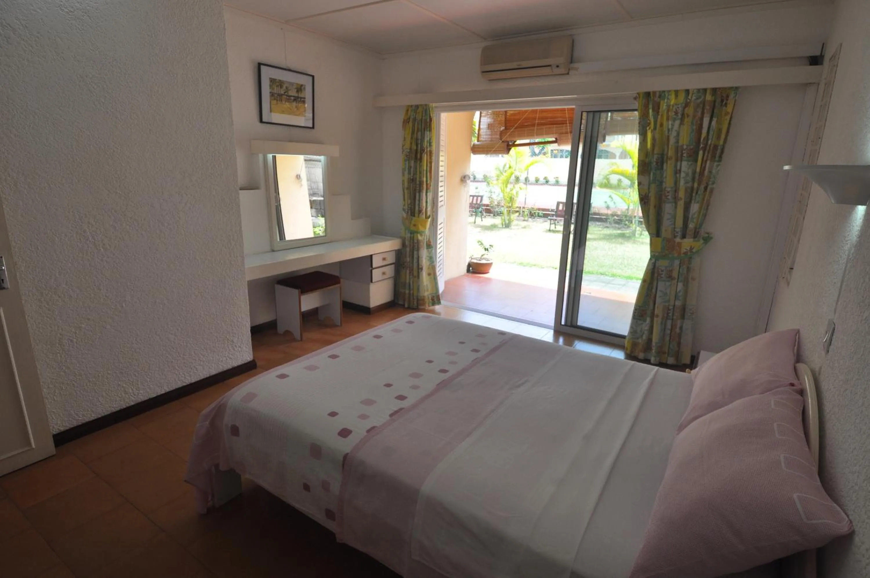 Bedroom, Bed in La Pointe Villas