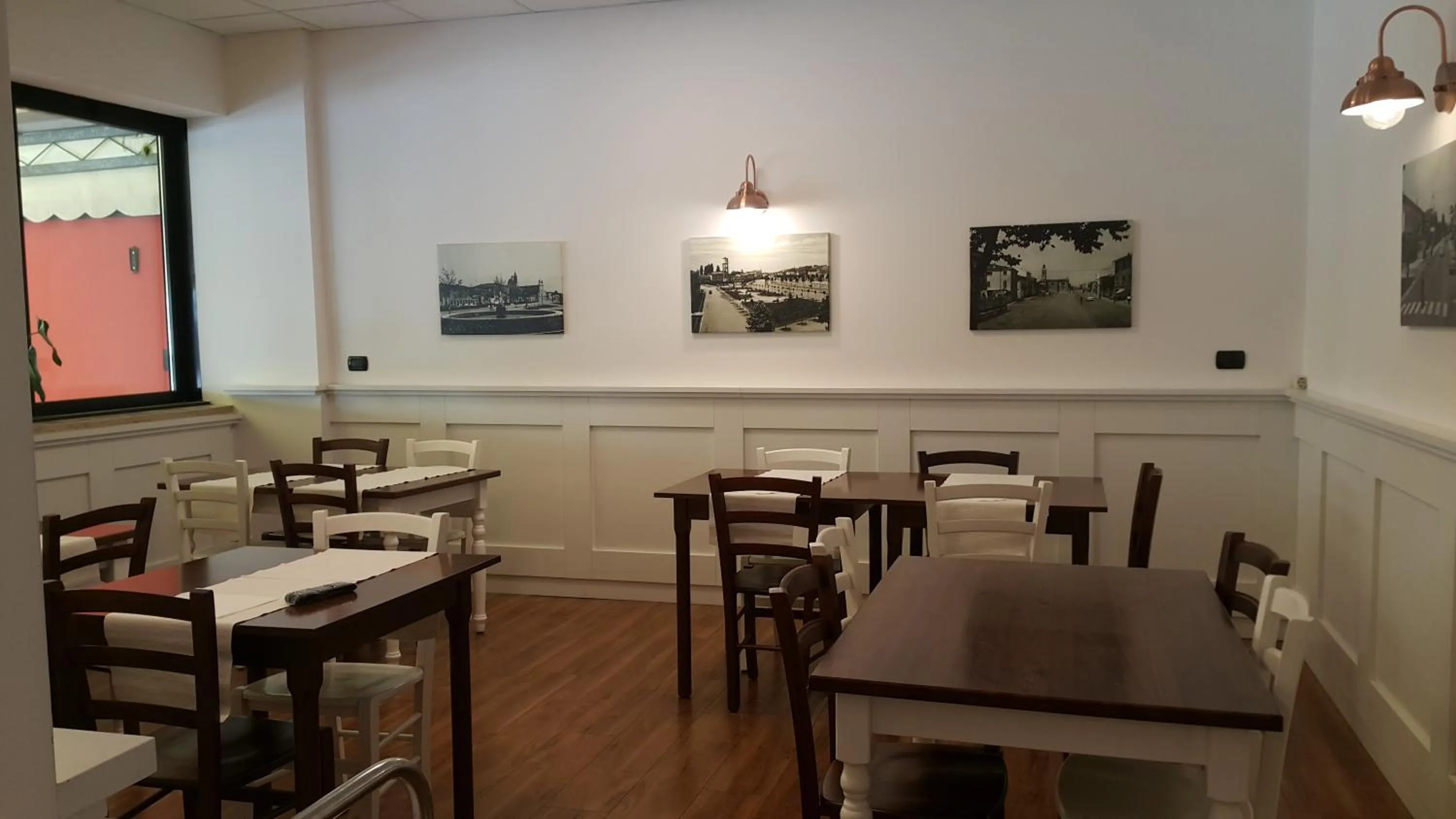 Dining area in Albergo Pizzeria Sole