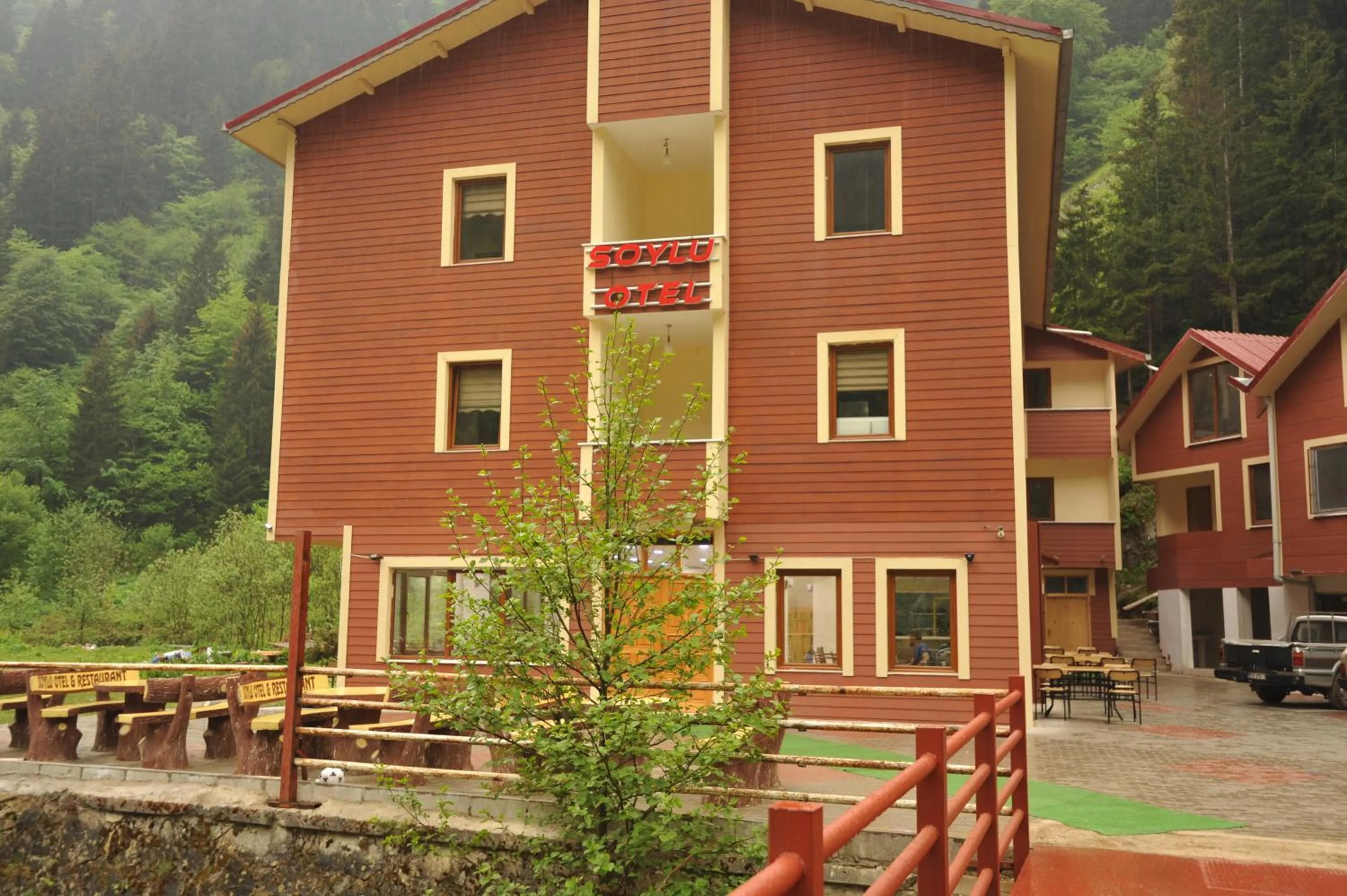 Garden view in Uzungol Soylu Hotel