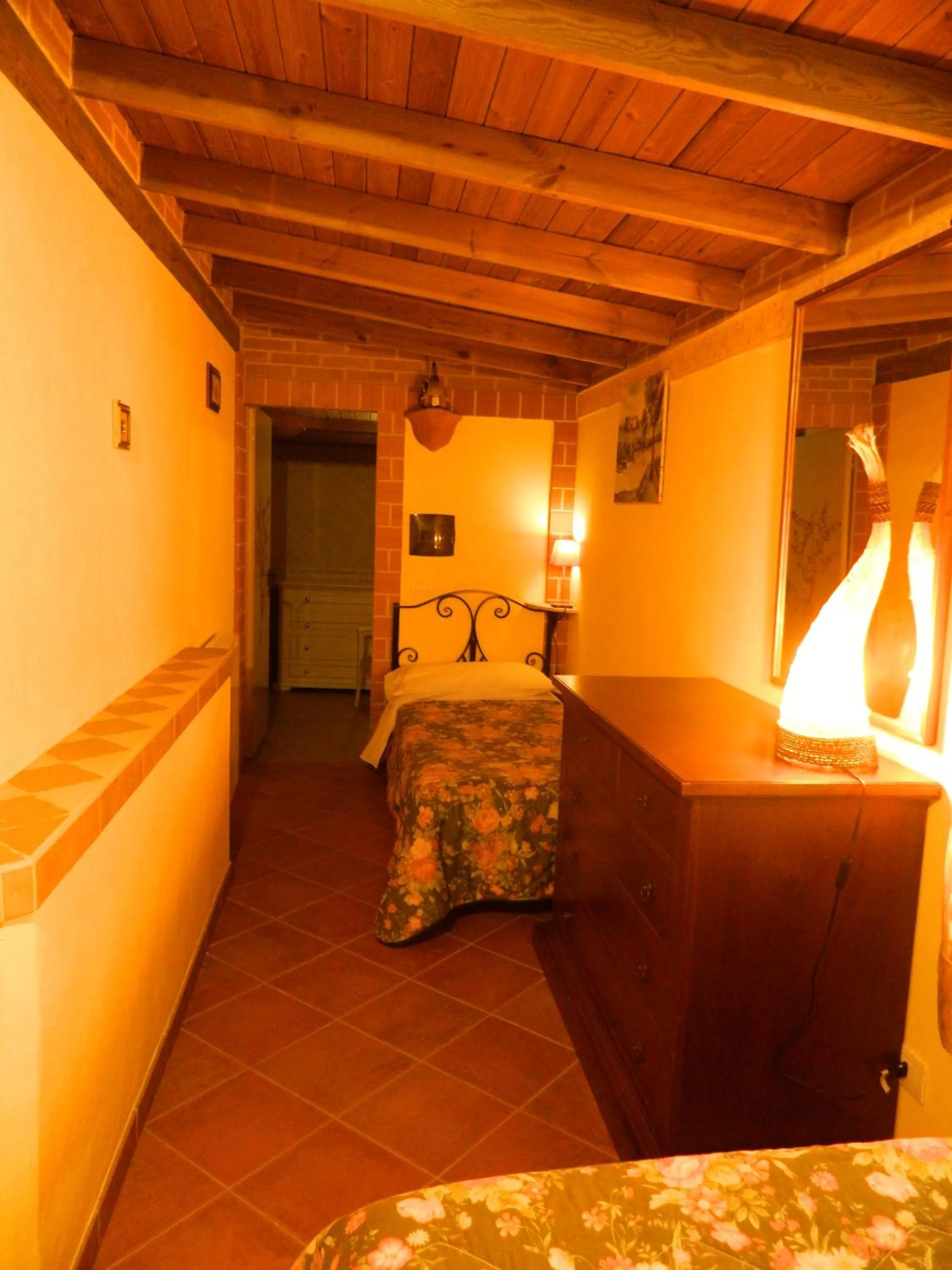 Decorative detail, Bed in La Locanda di Decima