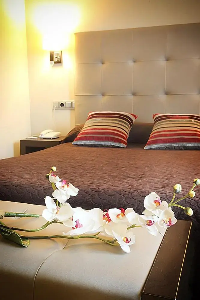 Single Room in Hotel Torre de Núñez Single Room in Hotel Torre de Núñez