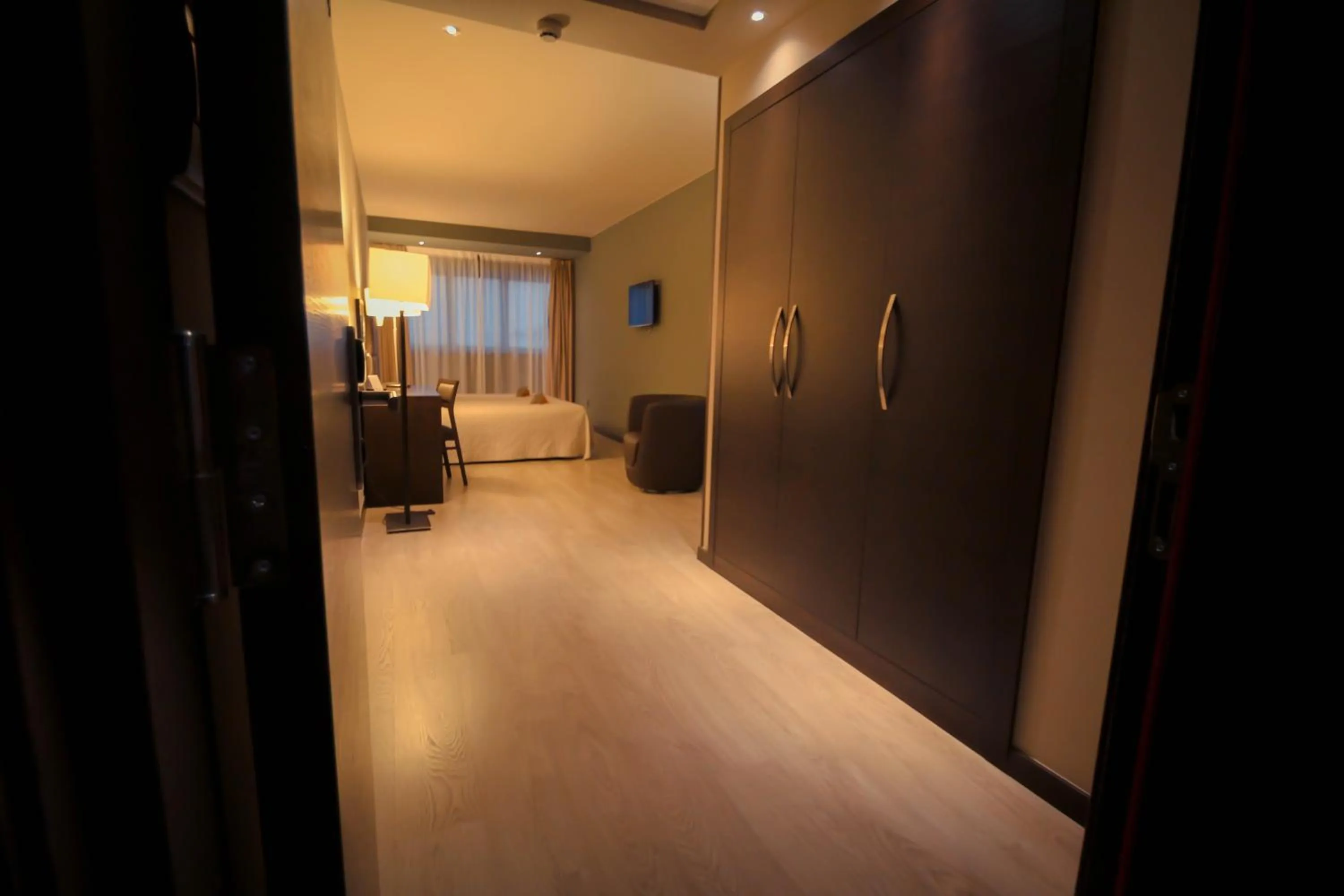 young children in Hotel Torre de Núñez