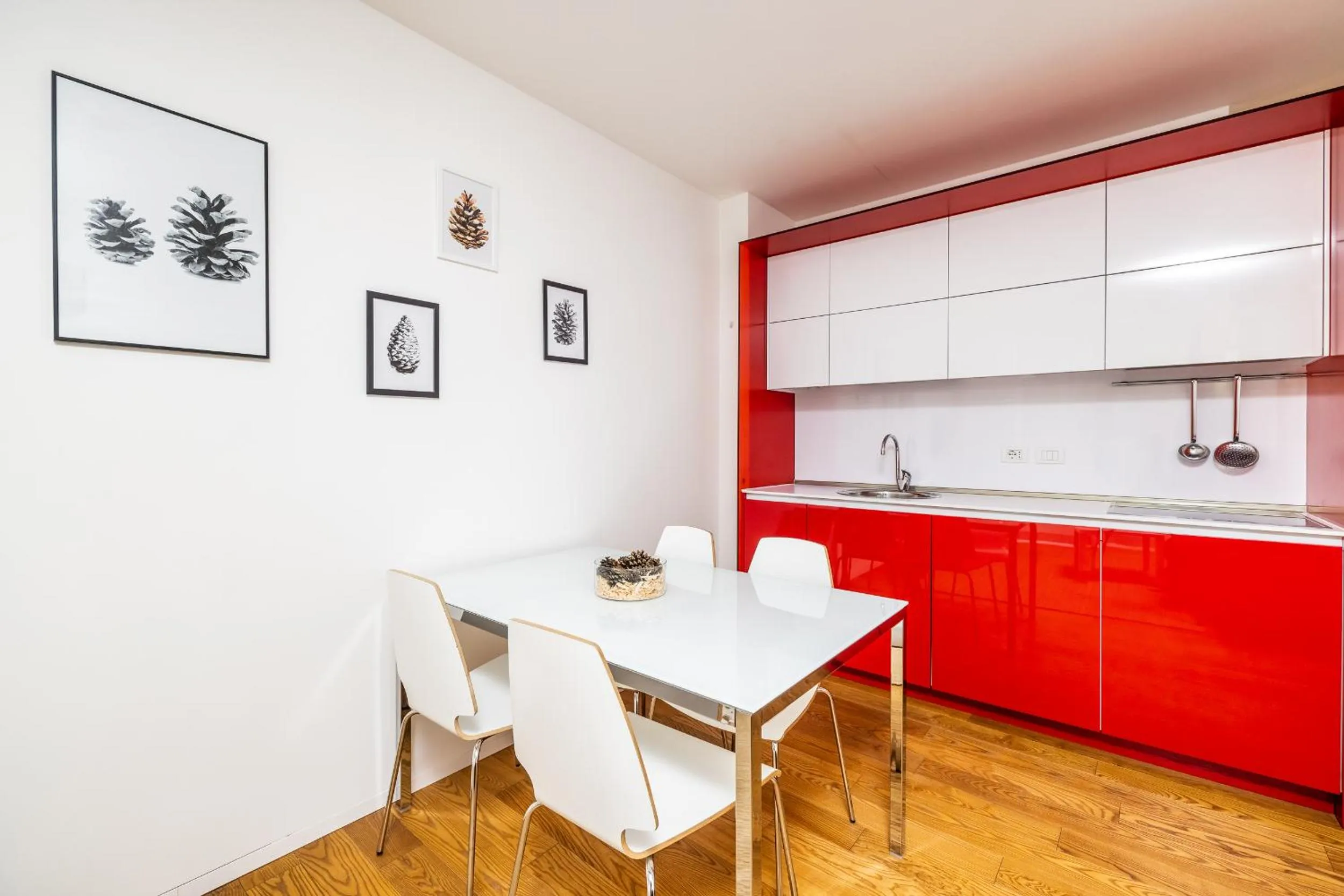Dining area in Quercus Appartements contactless check-in