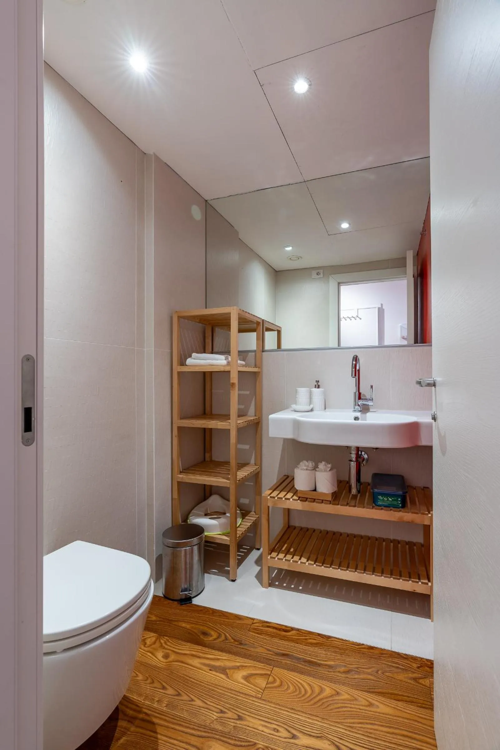 Bathroom in Quercus Appartements contactless check-in