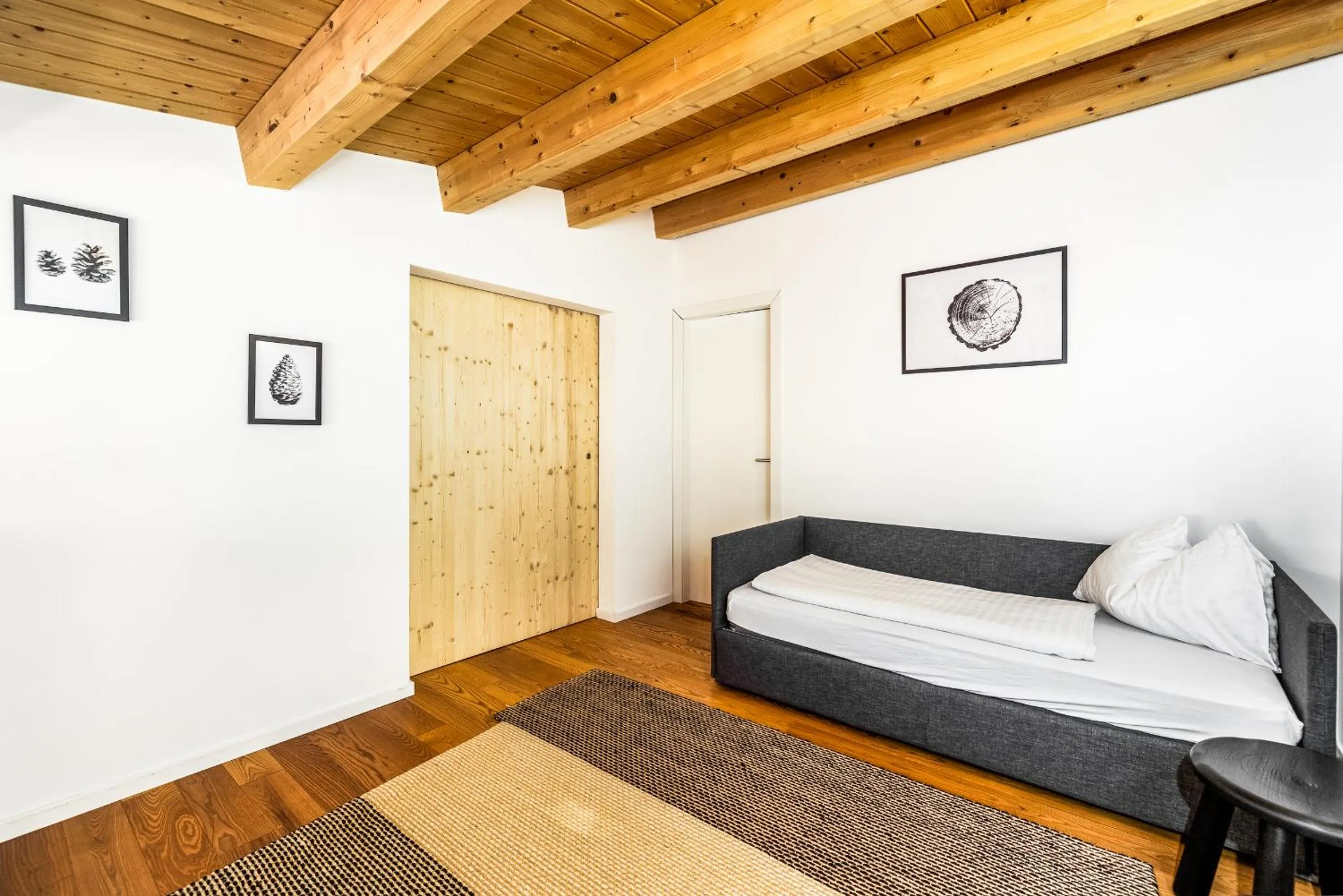 Bedroom, Bed in Quercus Appartements contactless check-in