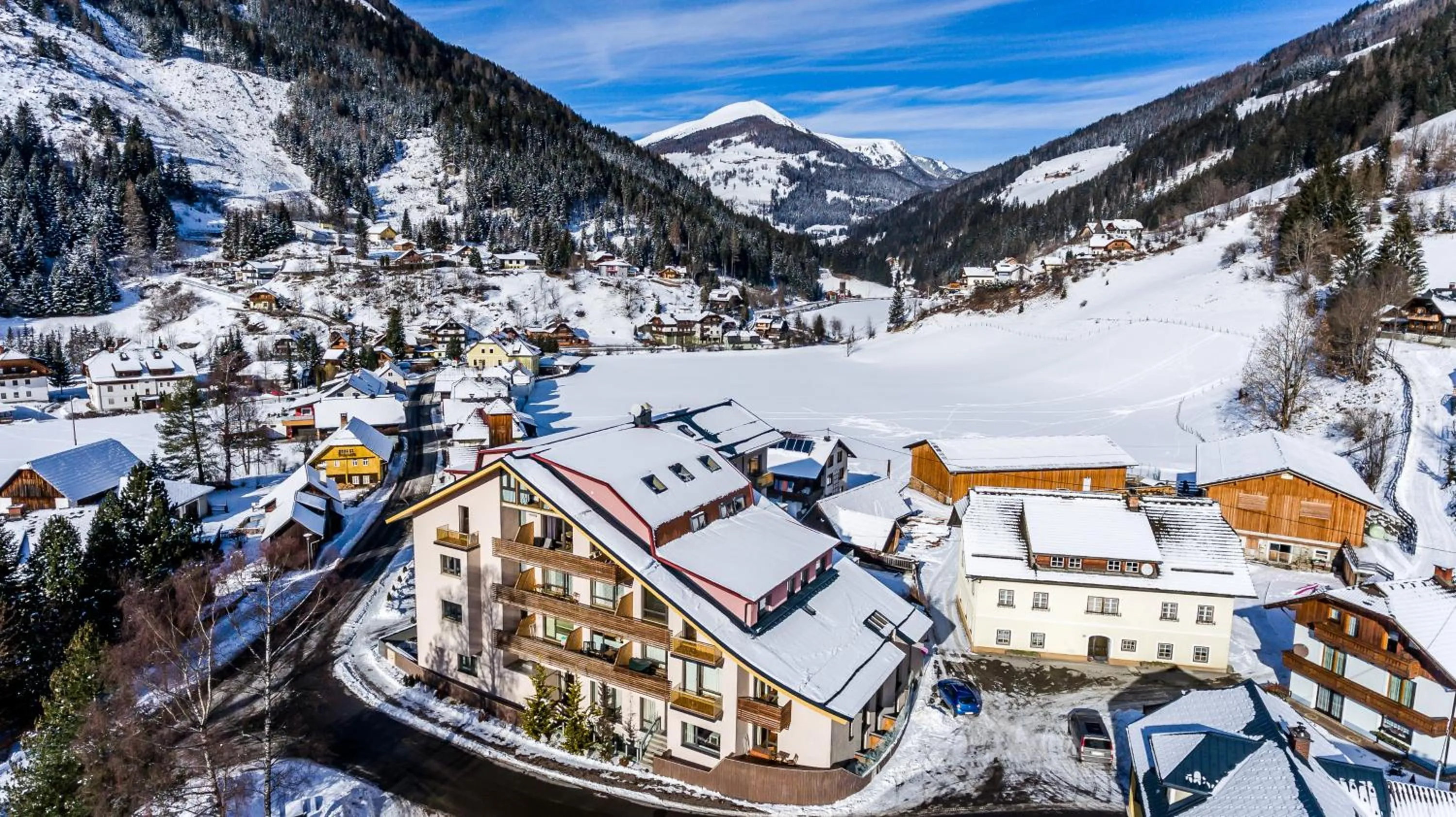 Bird's eye view in Quercus Appartements contactless check-in