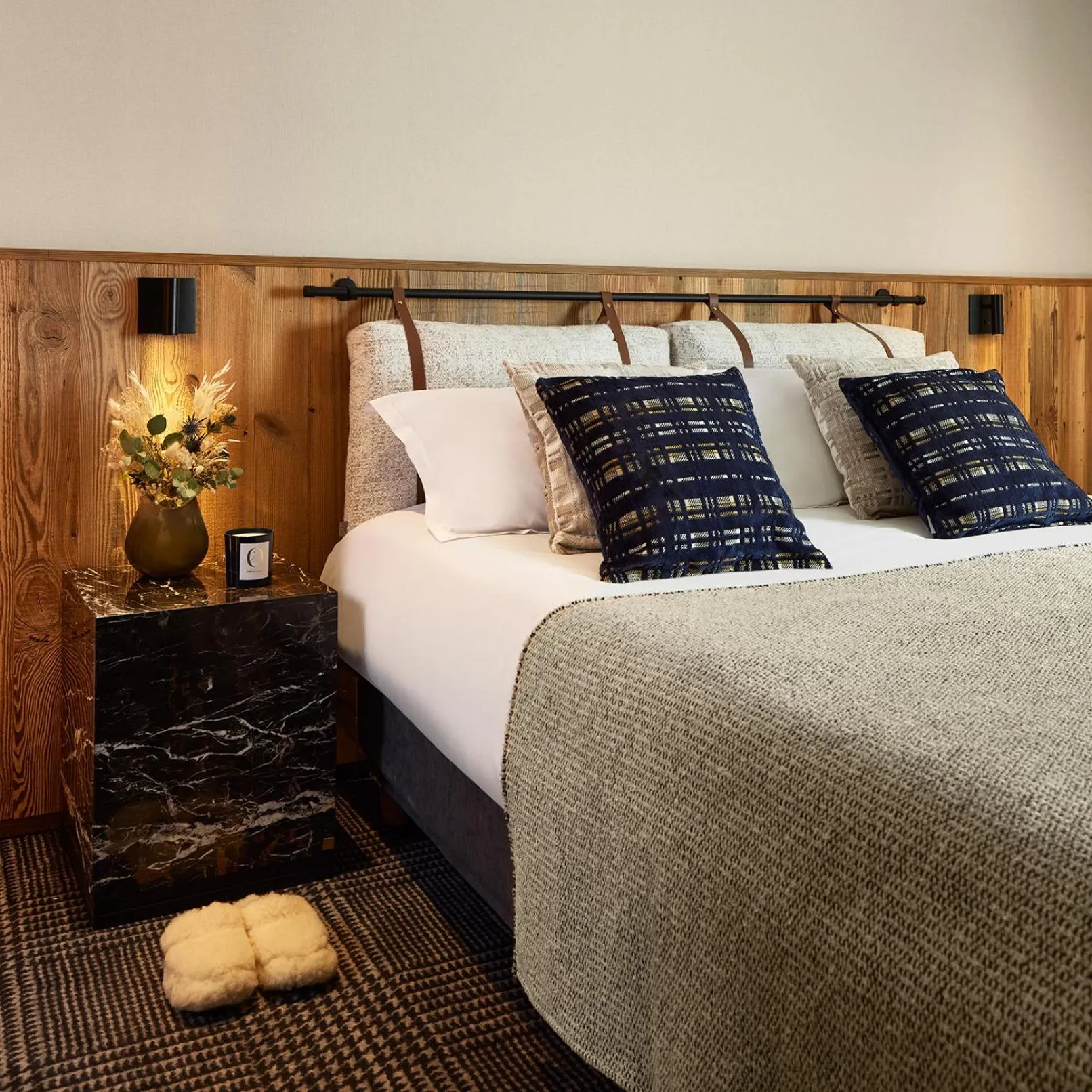 Bedroom, Bed in Hôtel L'Arboisie