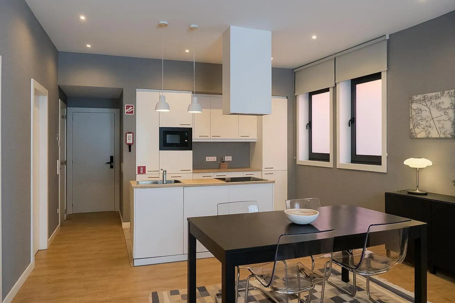 Dining area in MyTrip Porto