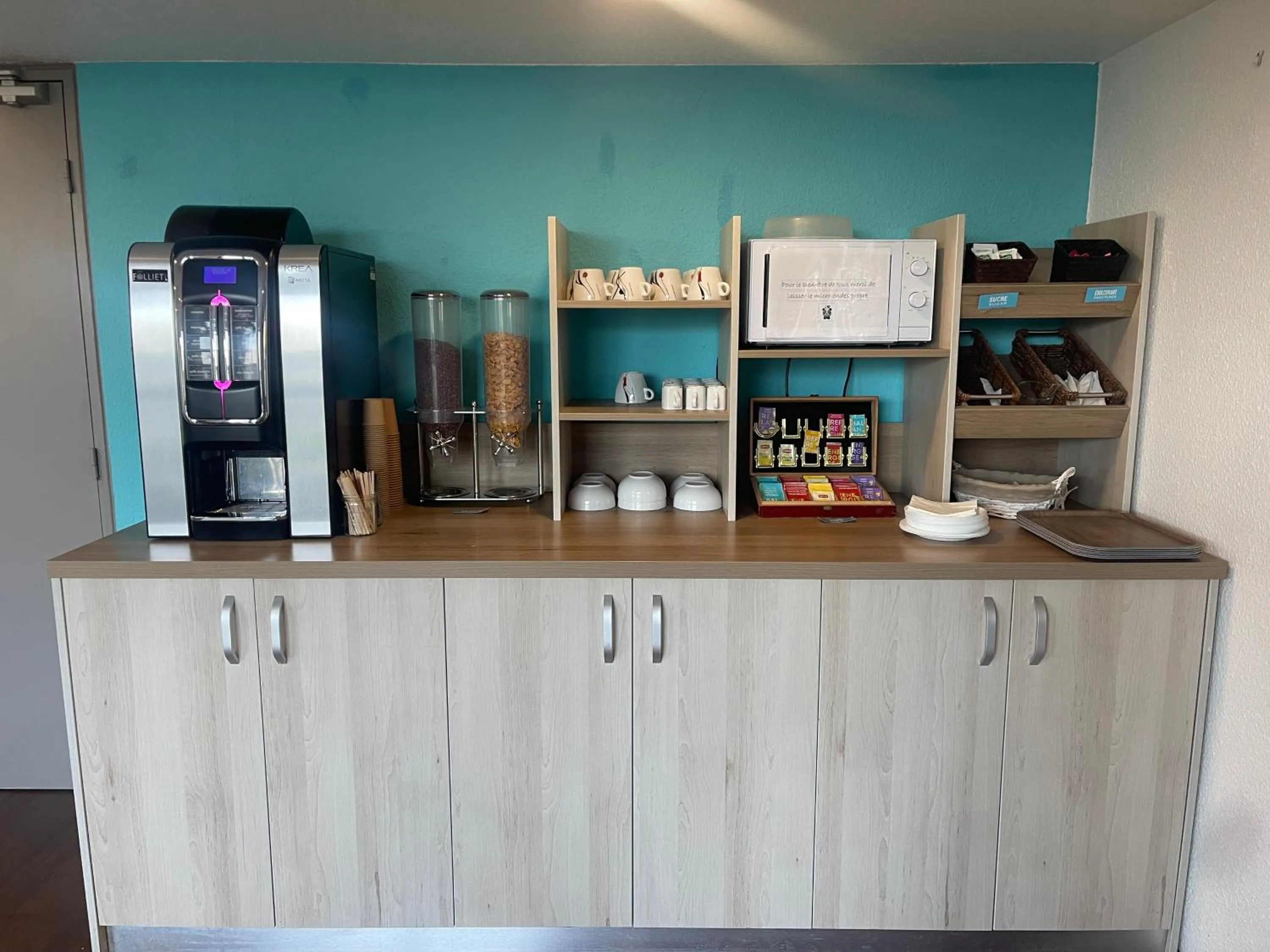 Breakfast in Kyriad Direct Dreux