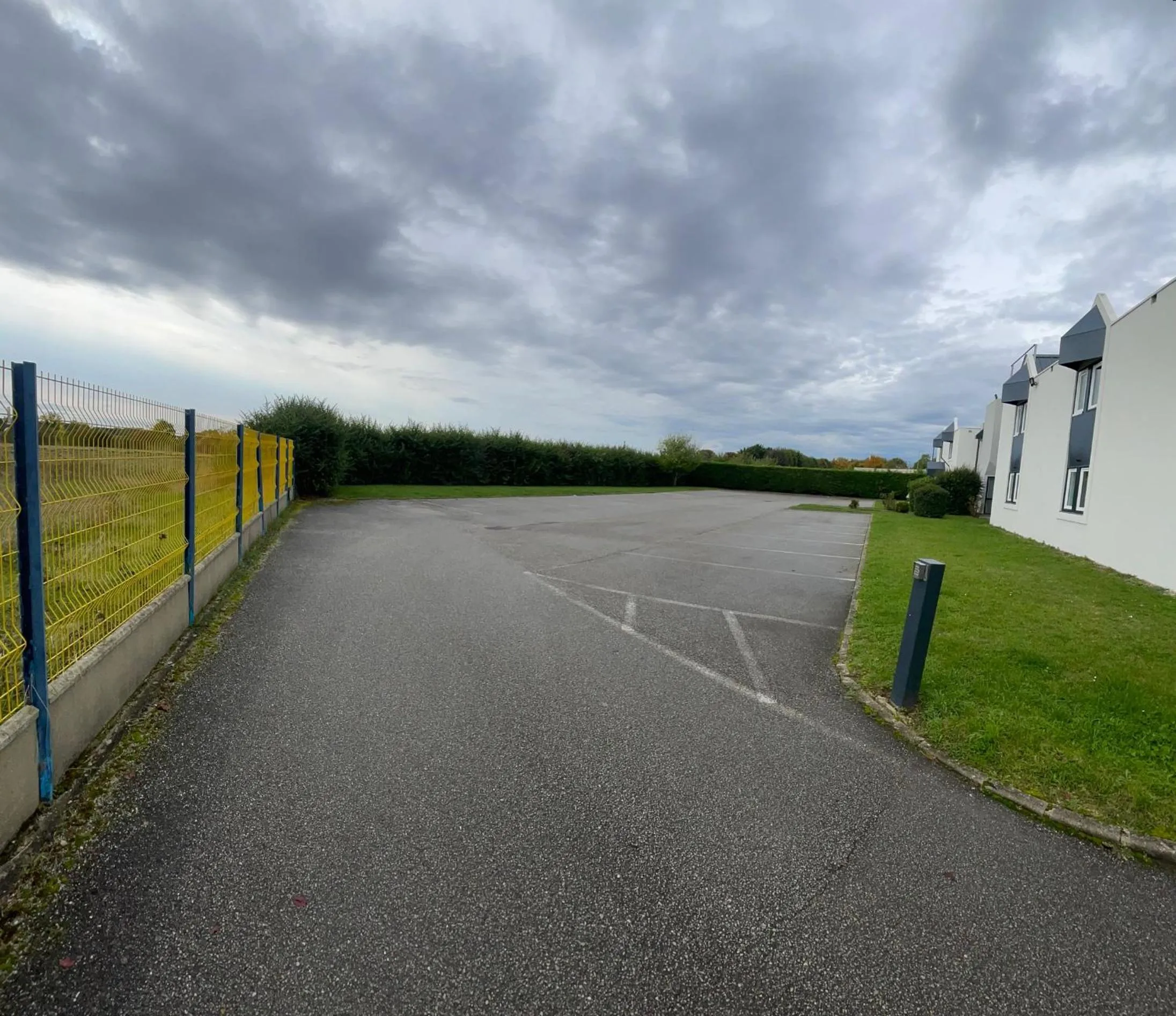 Parking in Kyriad Direct Dreux