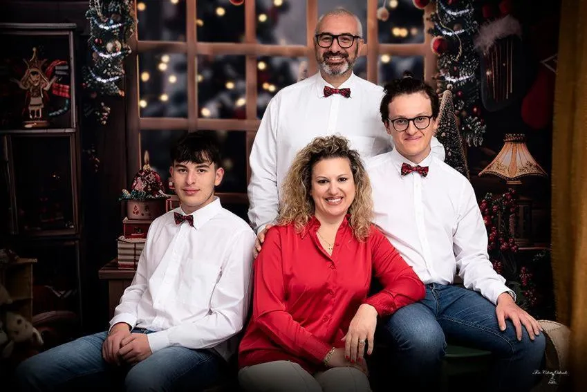 People in Hotel Missouri