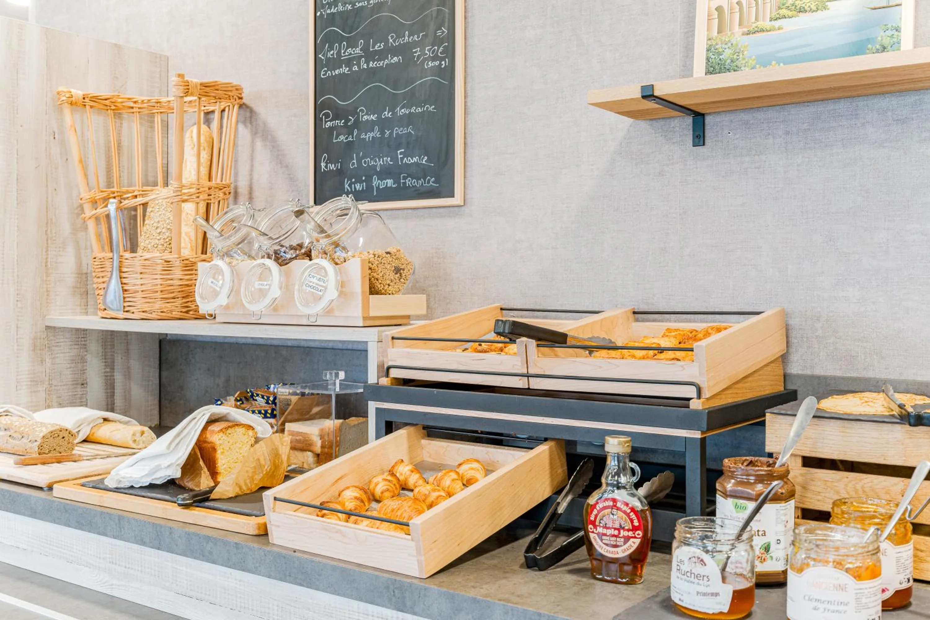 Continental breakfast in Kyriad Direct Tours Sud - Chambray Lès Tours