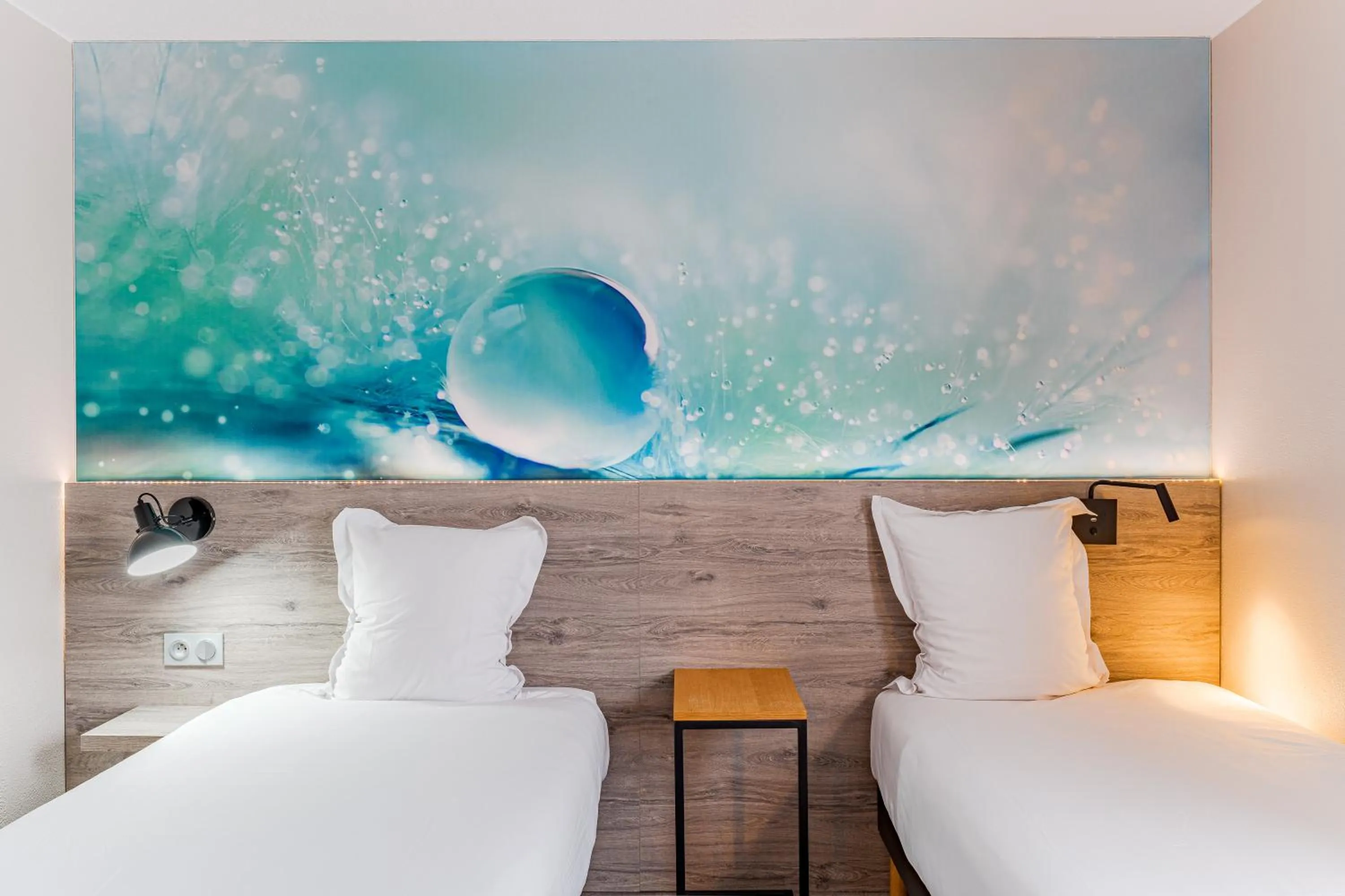 Bed in Kyriad Direct Tours Sud - Chambray Lès Tours