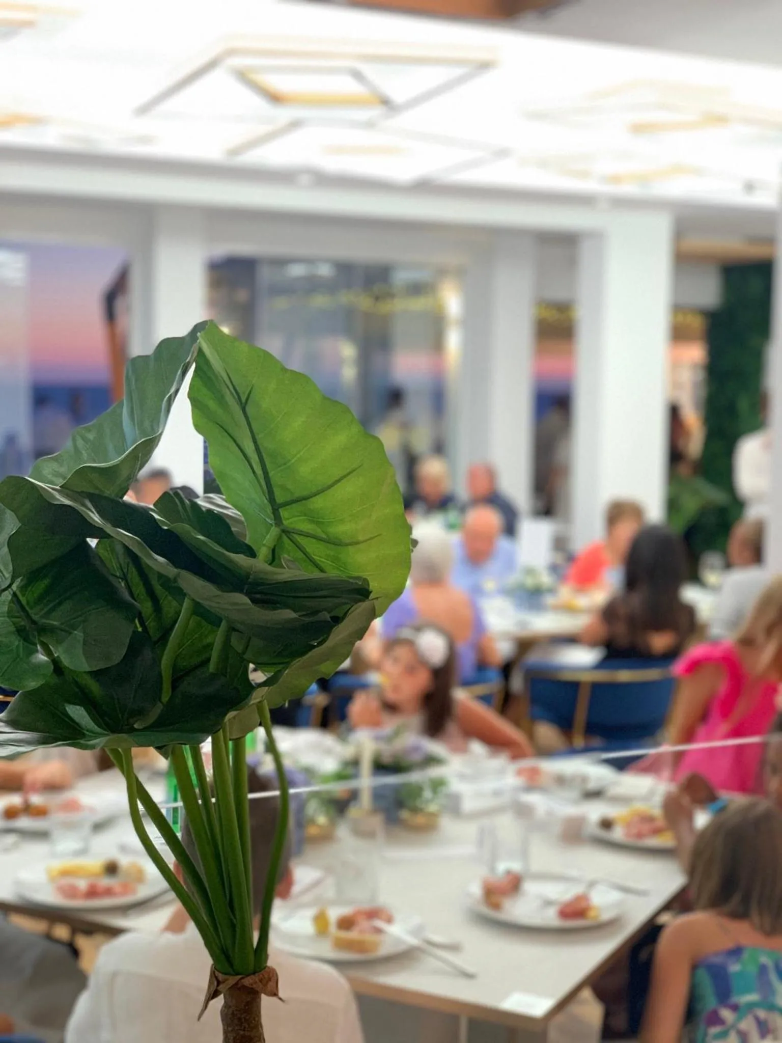 Restaurant/places to eat in RITUAL SUNSET LOVER