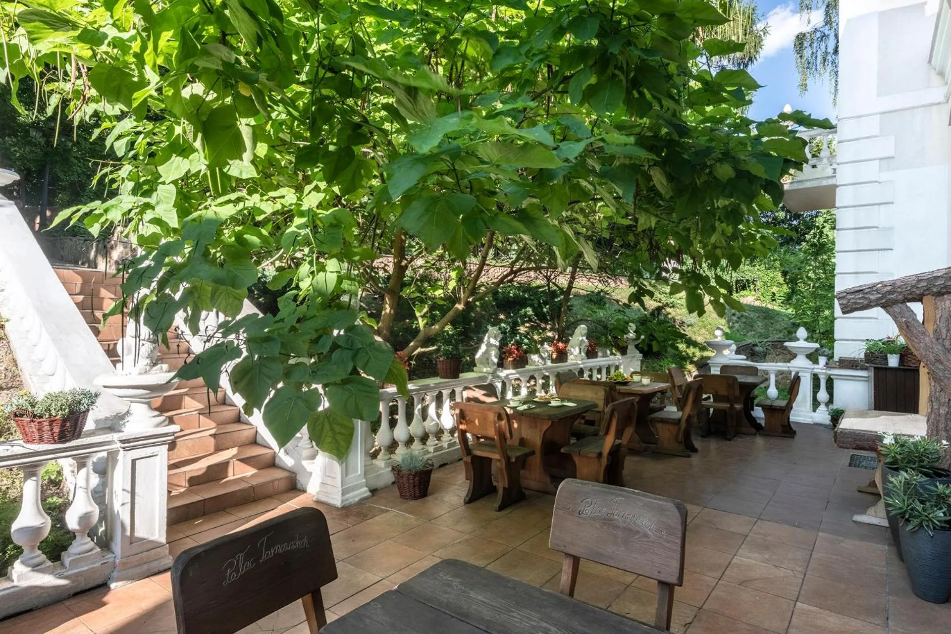 Patio in Tarnovsky Hotel, Resort & SPA