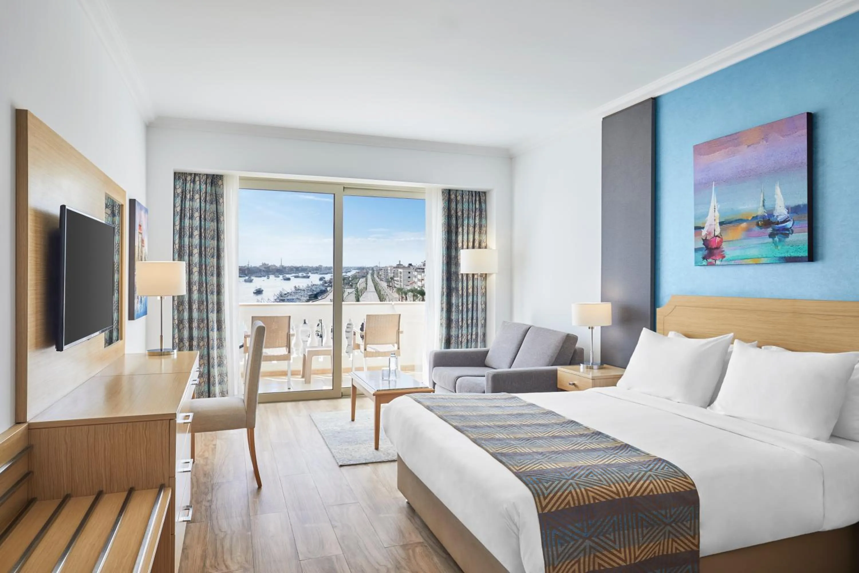 Photo of the whole room in Steigenberger Hotel El Lessan