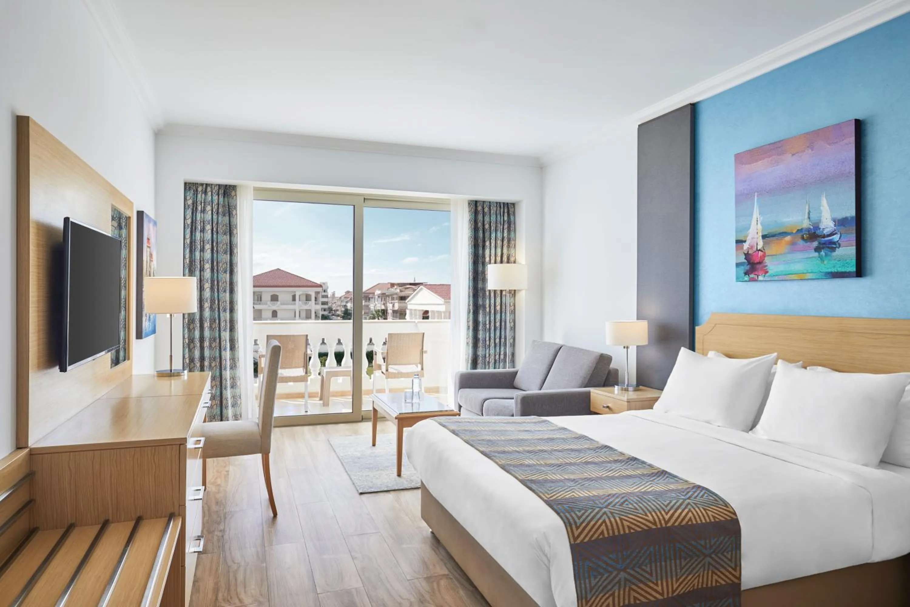 City view, Bed in Steigenberger Hotel El Lessan