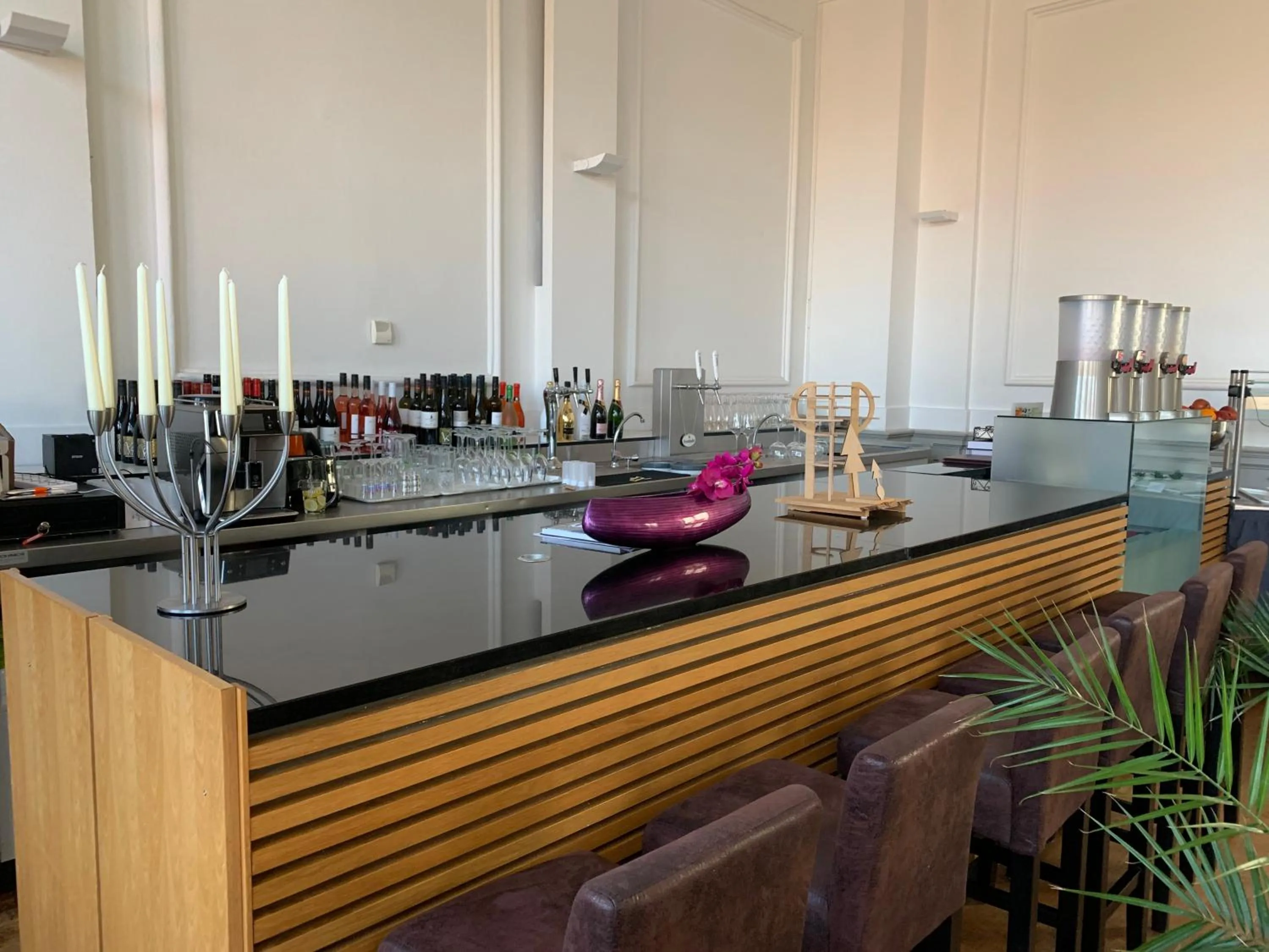 Restaurant/places to eat in Parkhotel Putbus Superior International