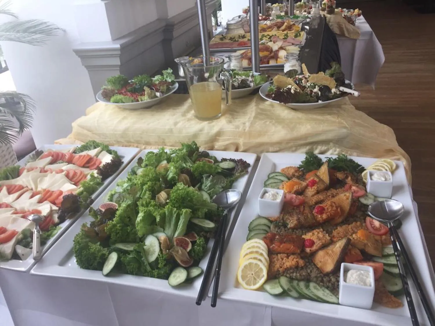 Food and drinks in Parkhotel Putbus Superior International