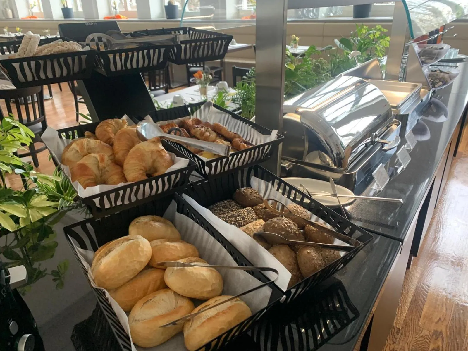 Breakfast in Parkhotel Putbus Superior International