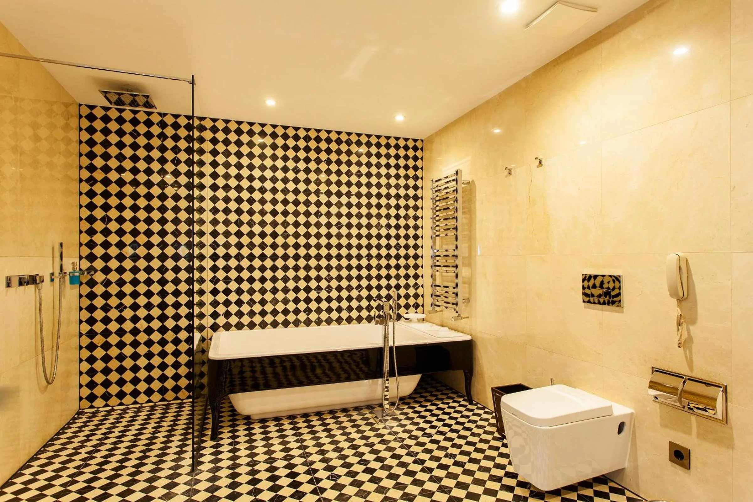 Bathroom in Quentin Boutique Hotel
