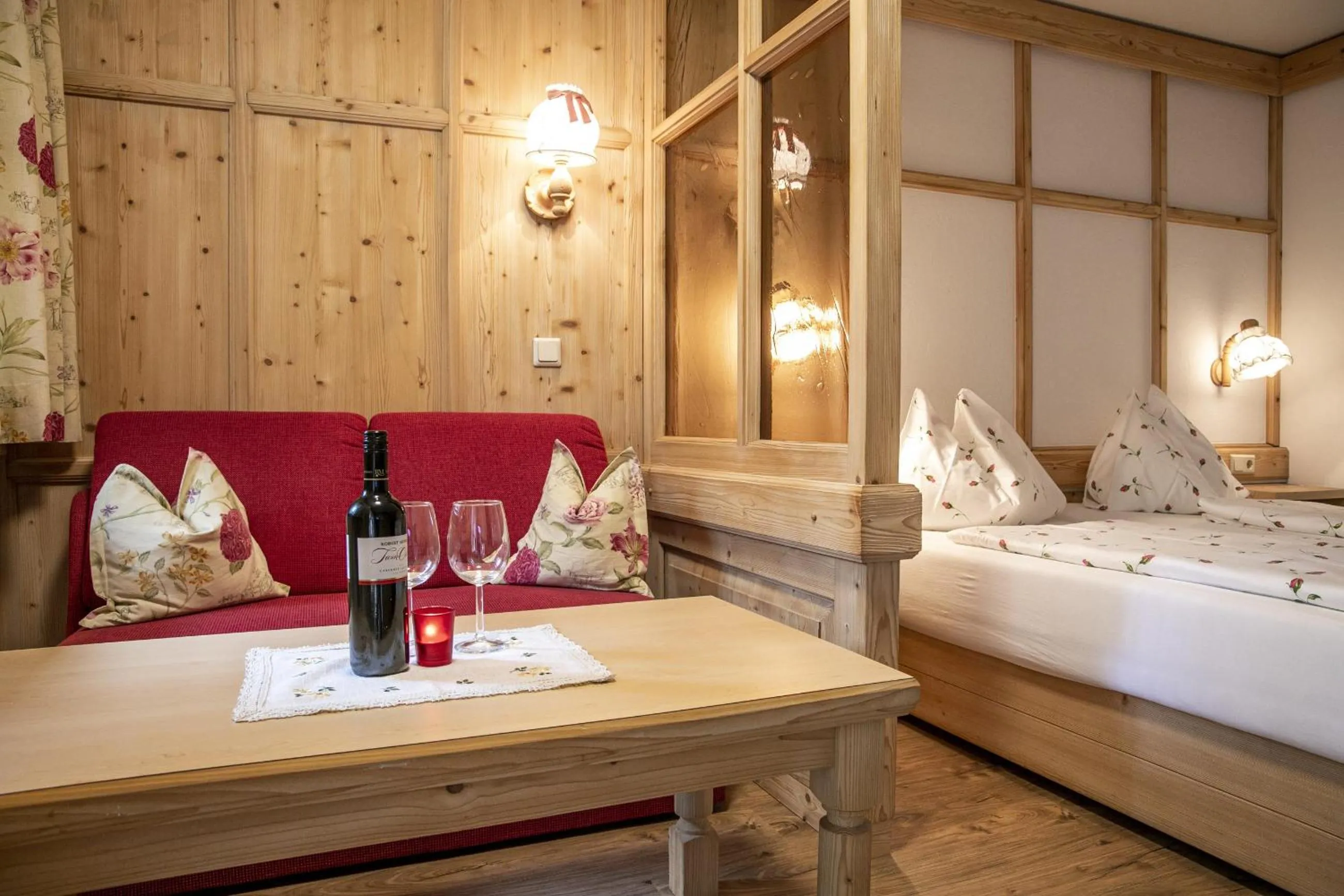 Seating area in Hotel-Gasthof "Zur Mühle"