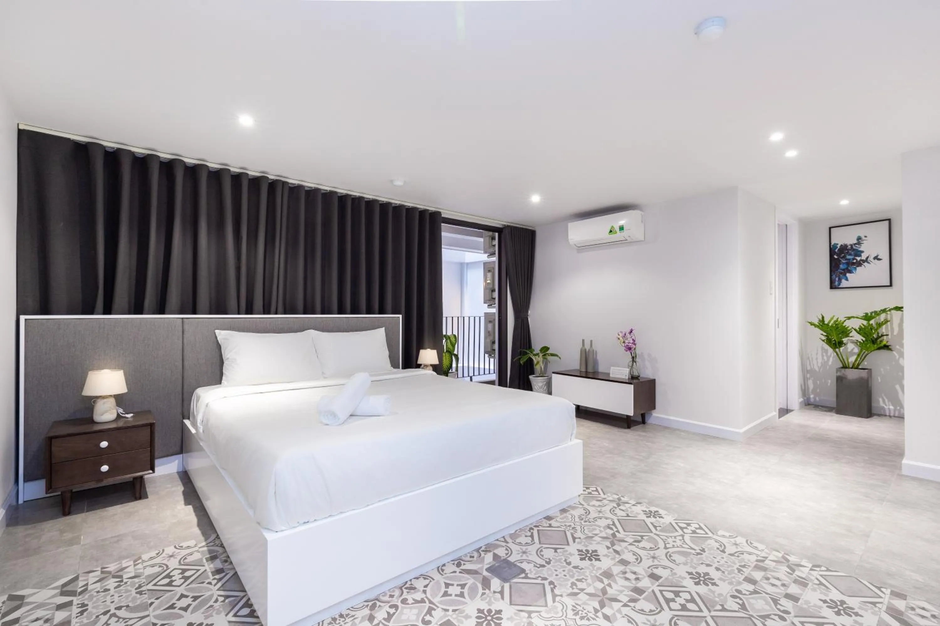 Photo of the whole room, Bed in Cozrum Homes - Premier Residence