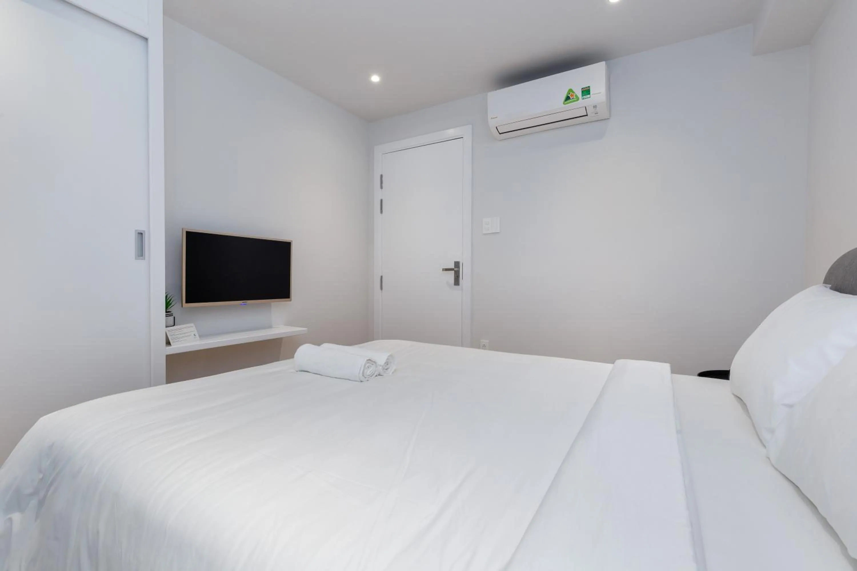 Bed in Cozrum Homes - Premier Residence