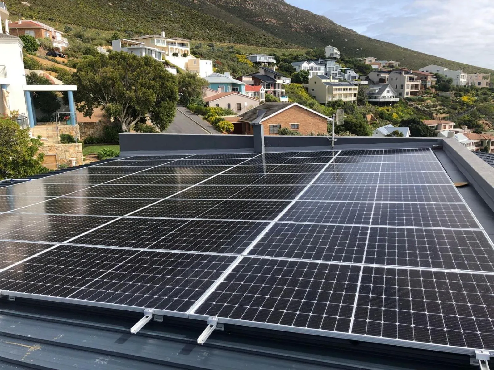 Property building in Penguinden - load-shedding free