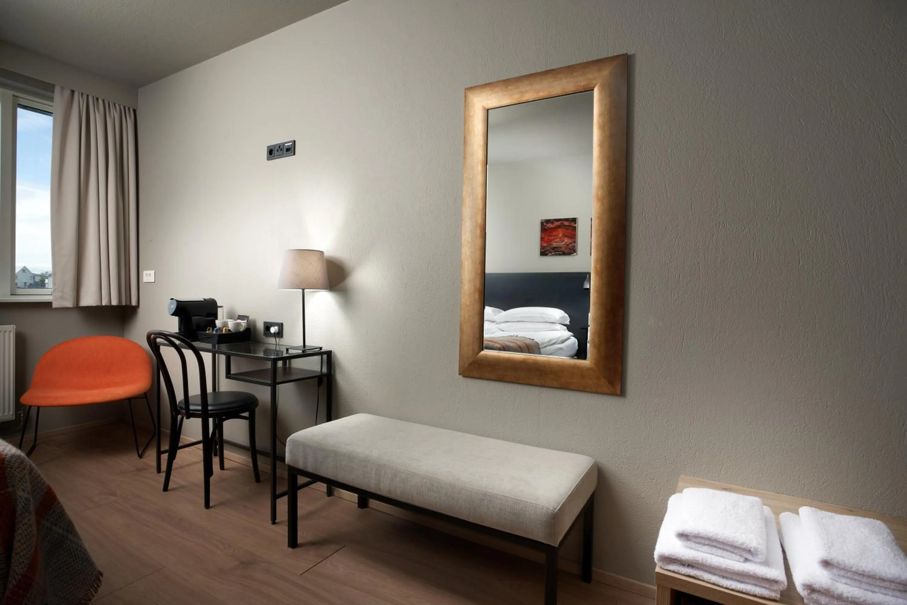 Coffee/tea facilities, Bed in Höfn - Berjaya Iceland Hotels