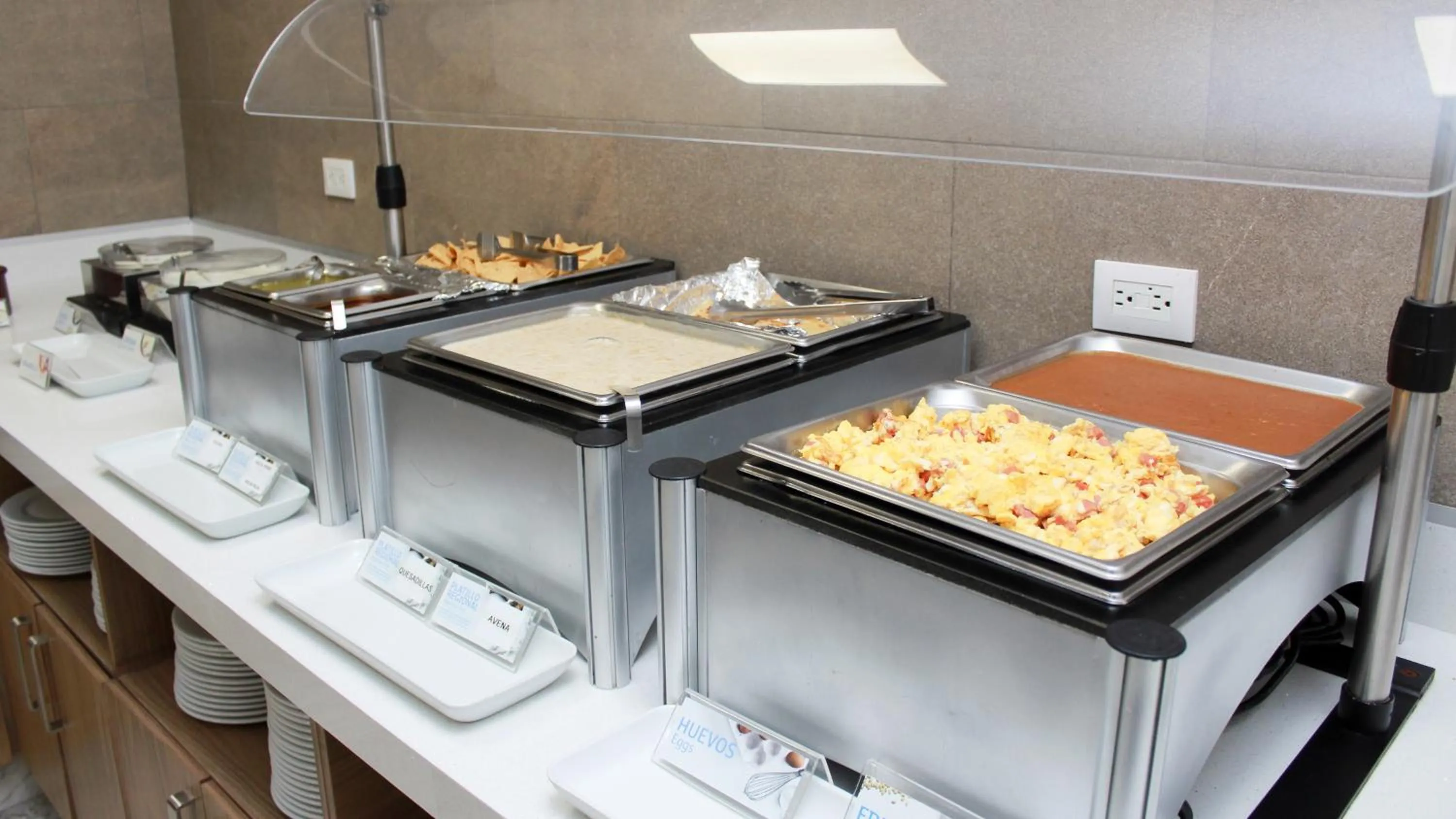 Breakfast in Holiday Inn Express Guaymas by IHG