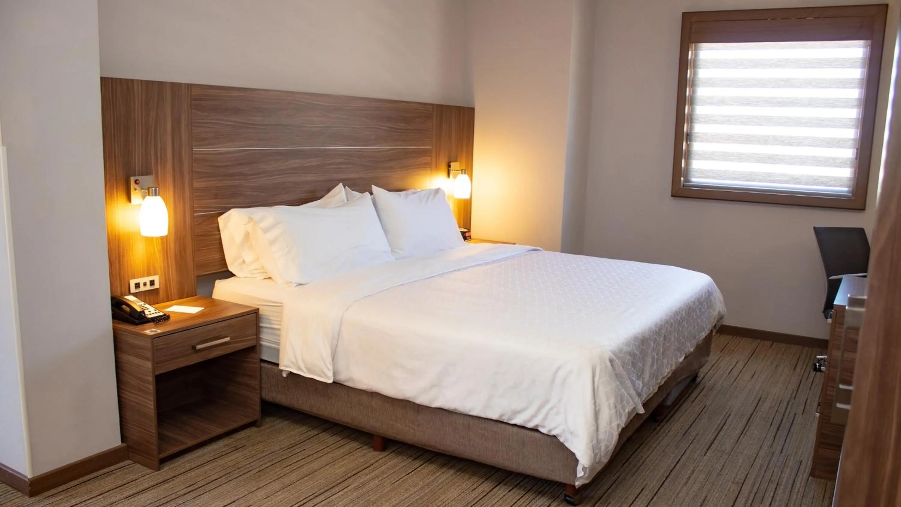 Photo of the whole room, Bed in Holiday Inn Express Guaymas by IHG