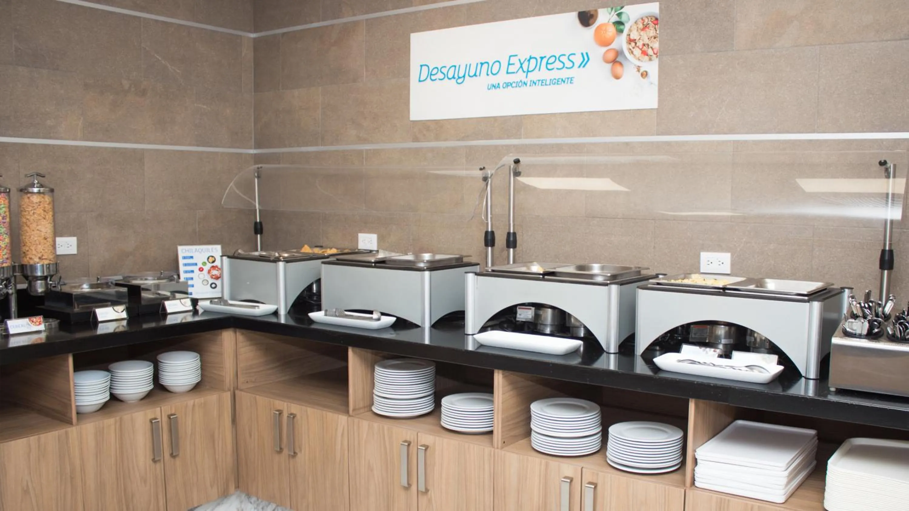 Breakfast in Holiday Inn Express Guaymas by IHG