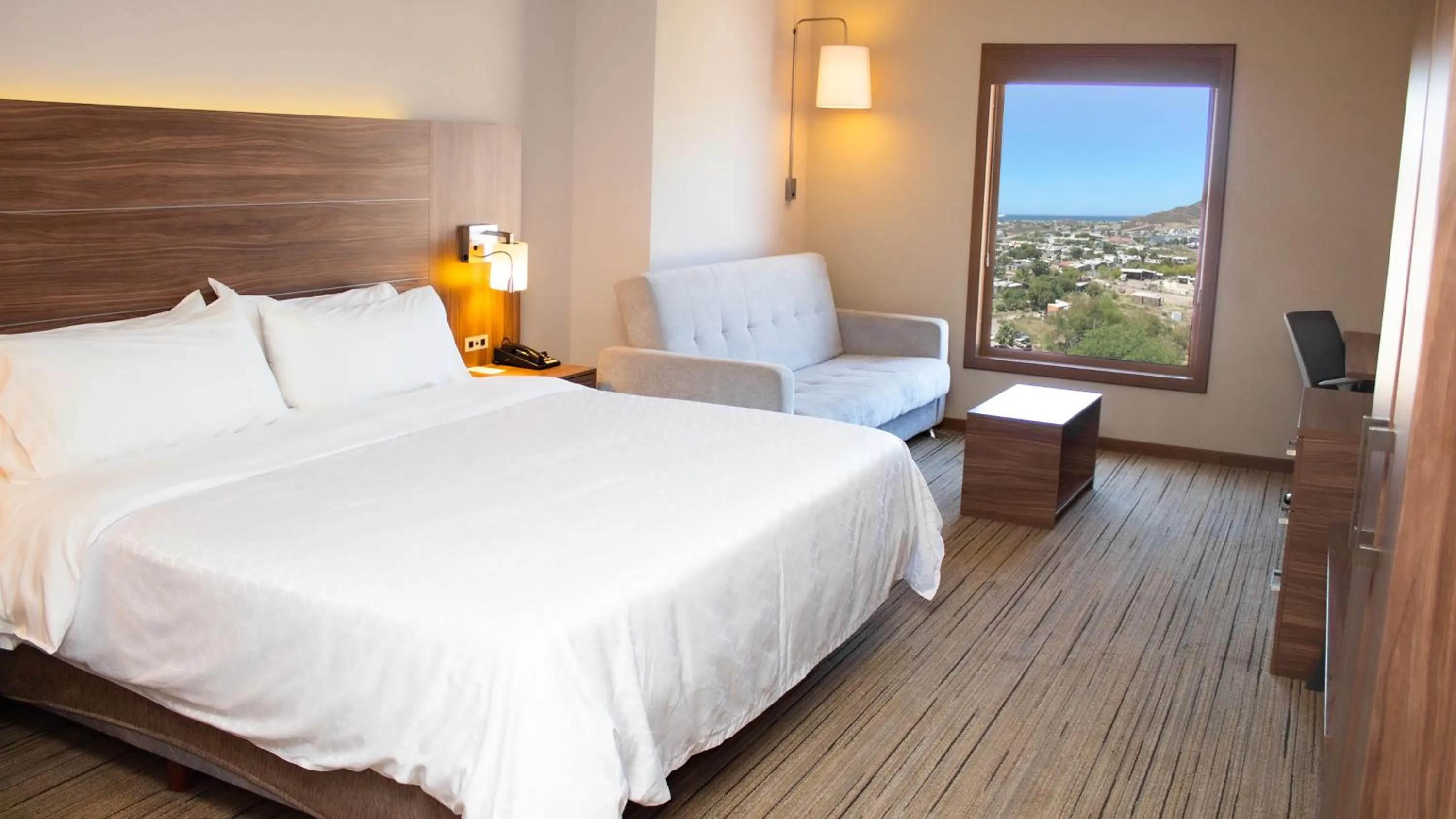 Photo of the whole room, Bed in Holiday Inn Express Guaymas by IHG
