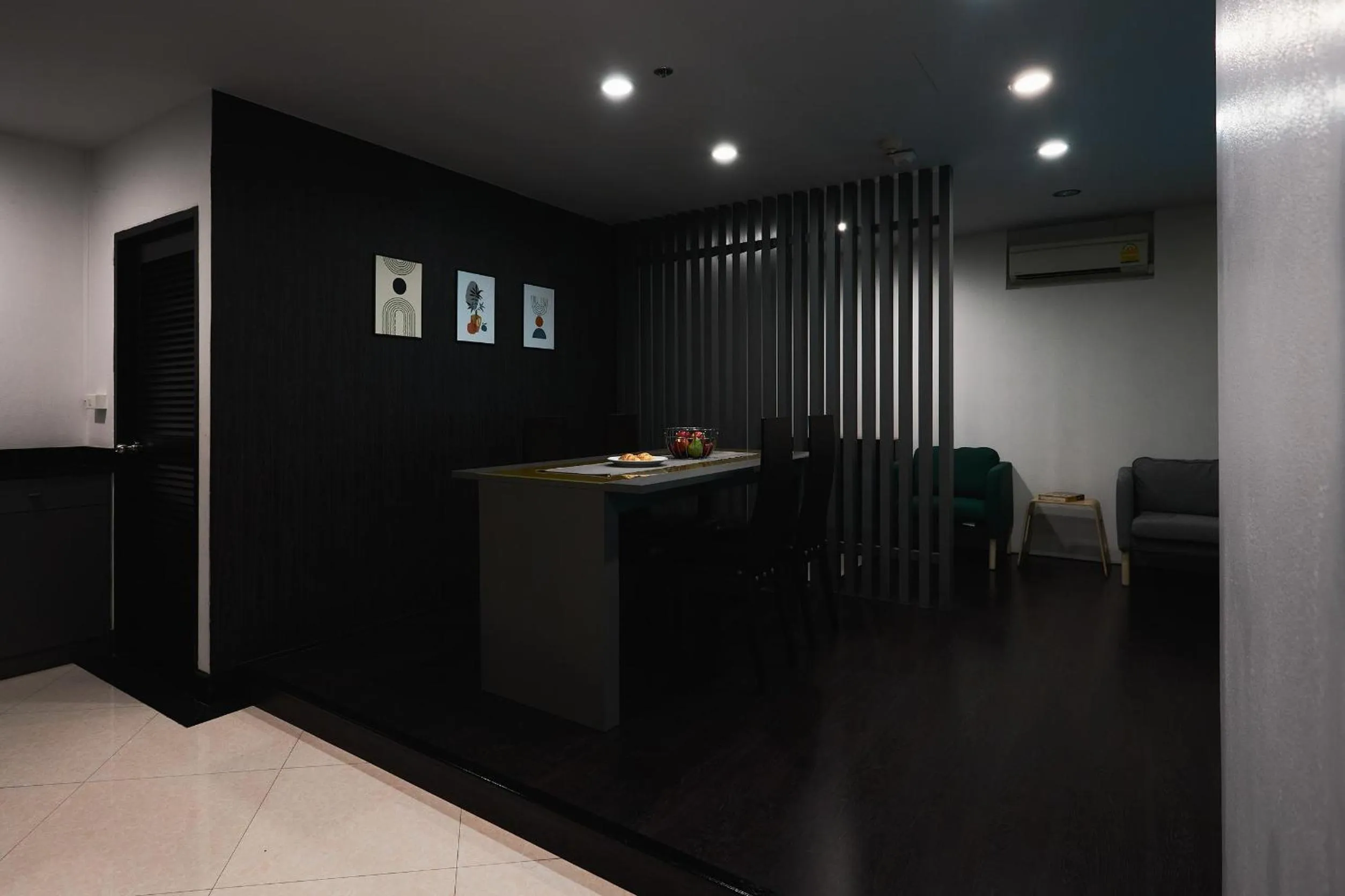 Dining area in 42Grand Residence