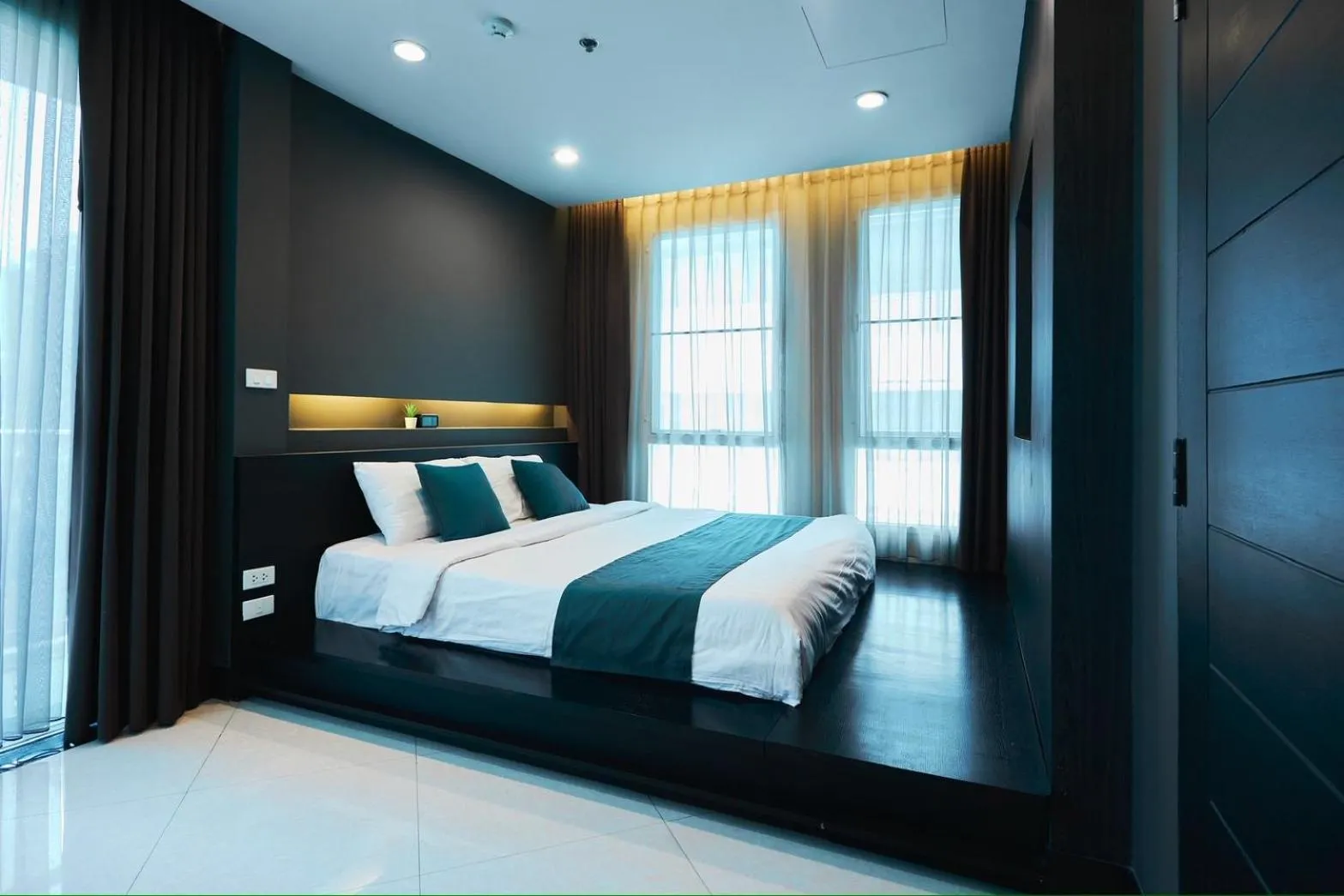 Bed in 42Grand Residence