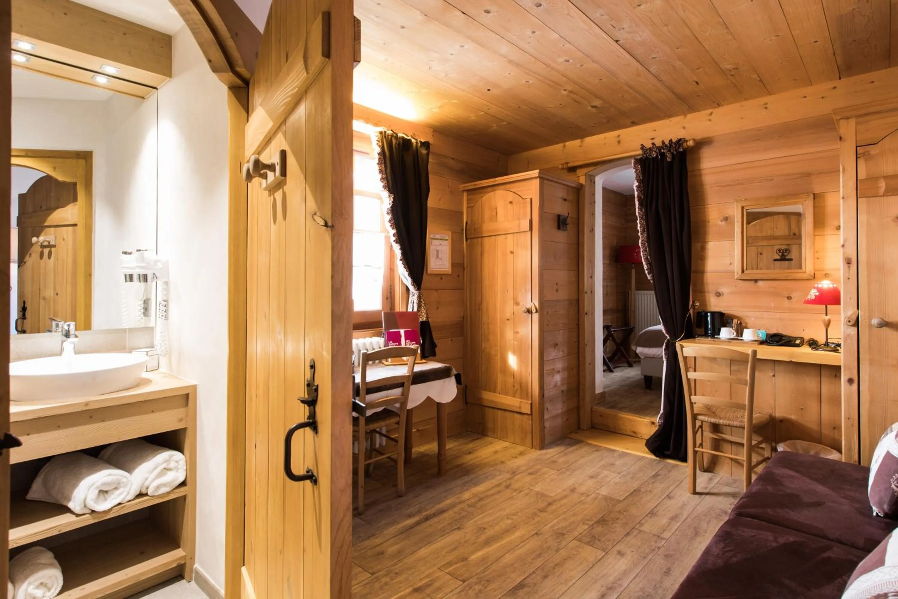 Bathroom in Les Chalets de La Griyotire