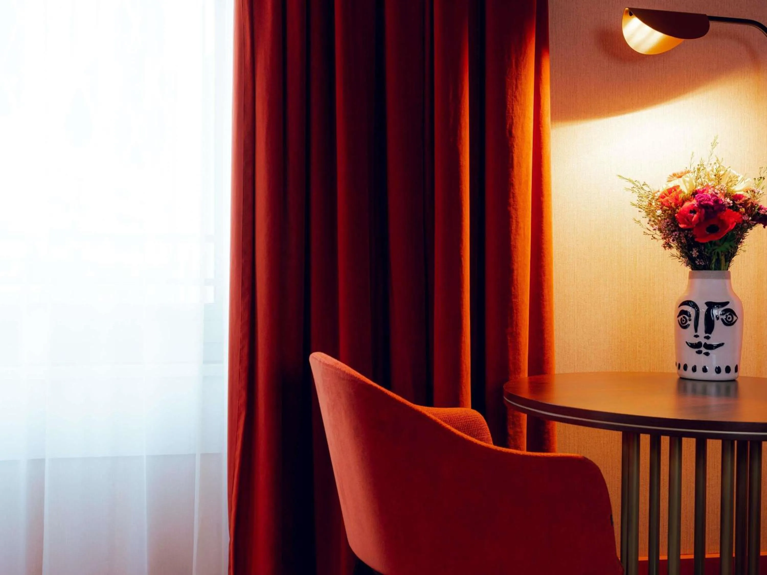 Bedroom in Nest Hotel Paris la Défense - MGallery Collection