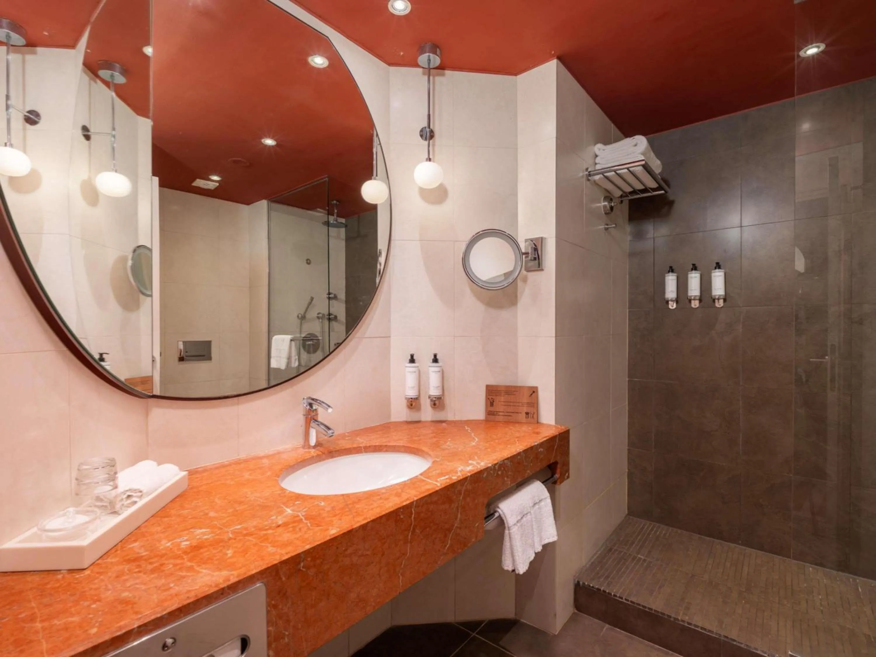 Bedroom in Nest Hotel Paris la Défense - MGallery Collection