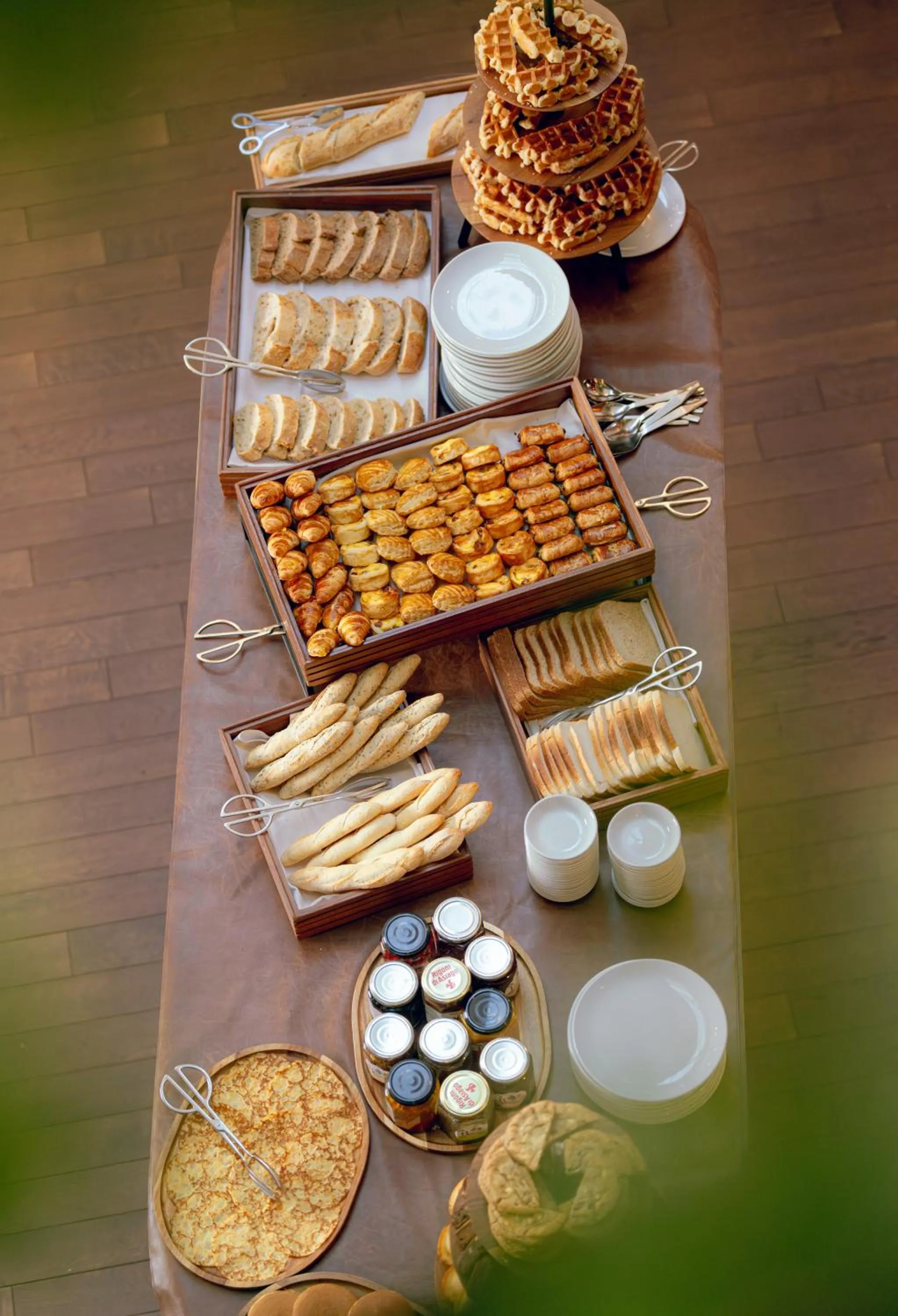 Breakfast in Nest Hotel Paris la Défense - MGallery Collection