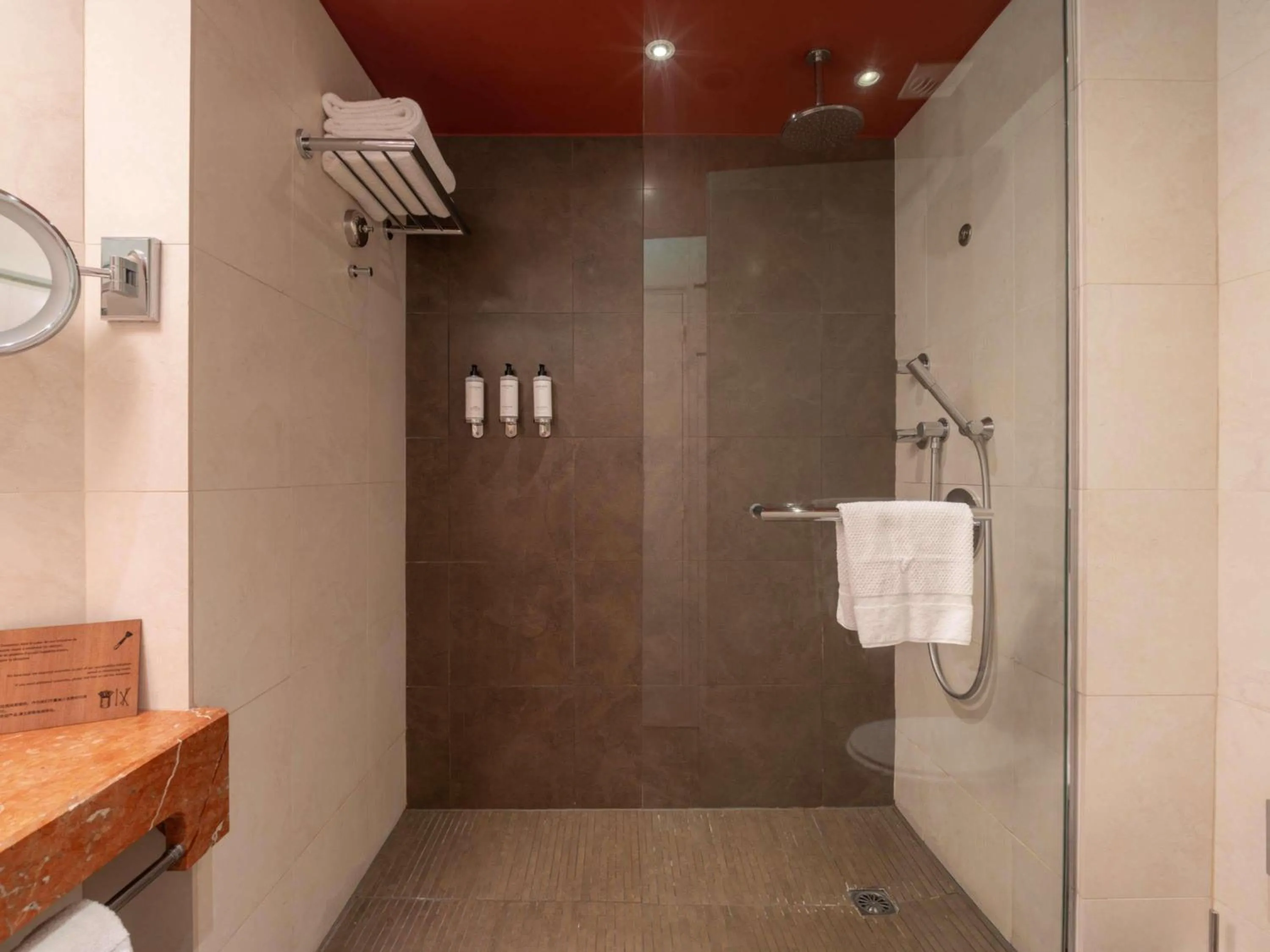 Bedroom in Nest Hotel Paris la Défense - MGallery Collection