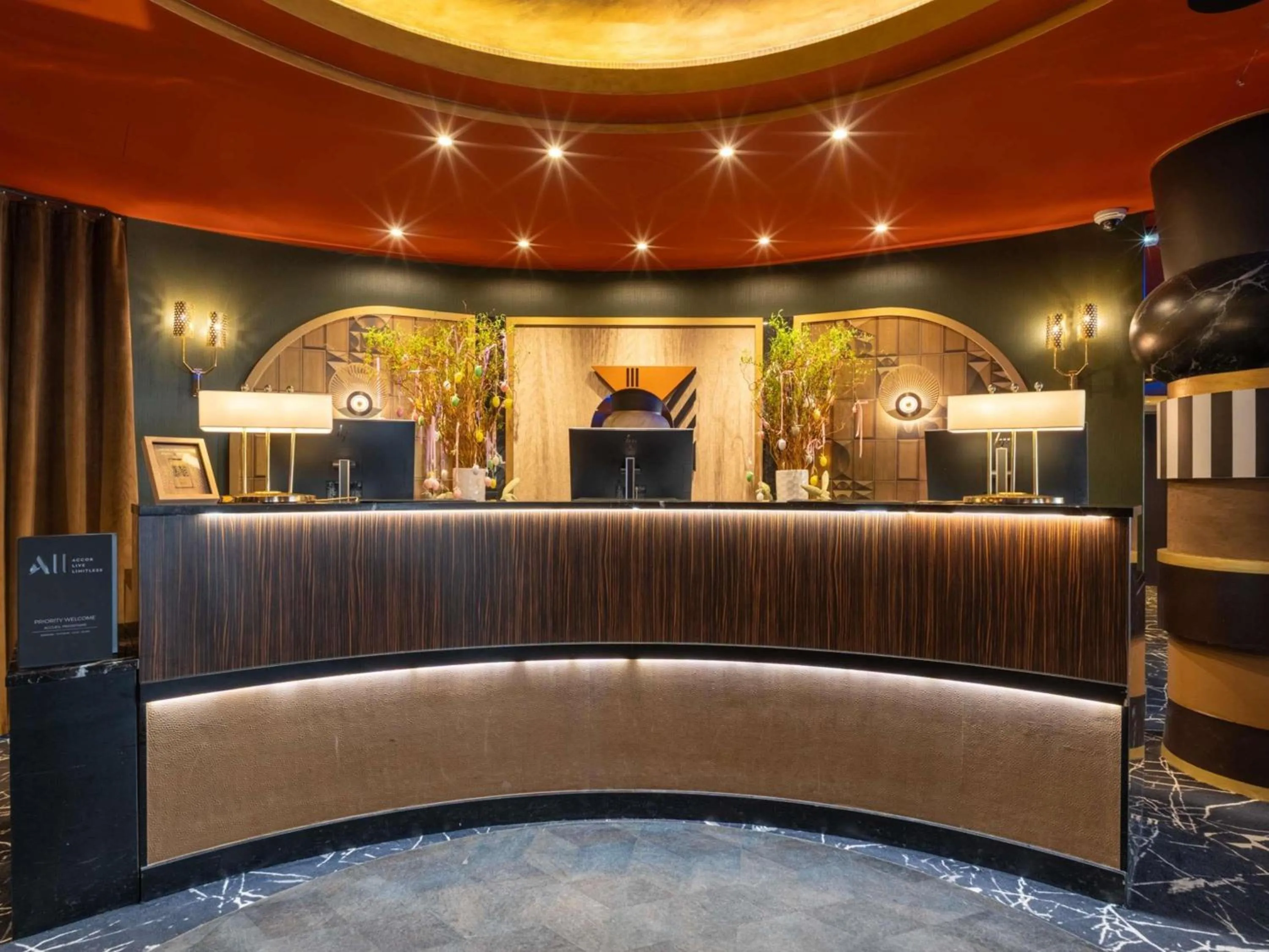 Property building in Nest Hotel Paris la Défense - MGallery Collection