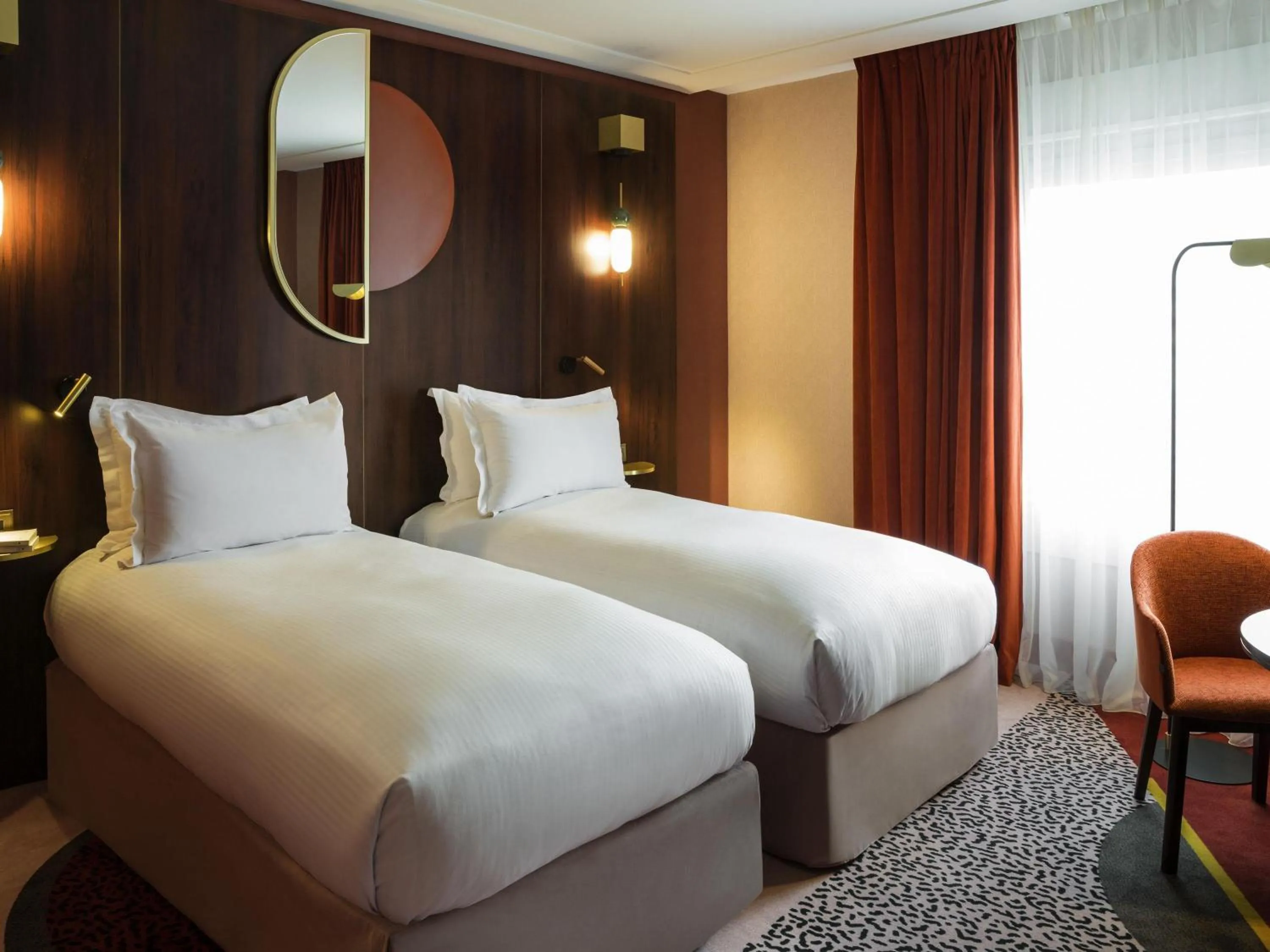 Bedroom, Bed in Nest Hotel Paris la Défense - MGallery Collection