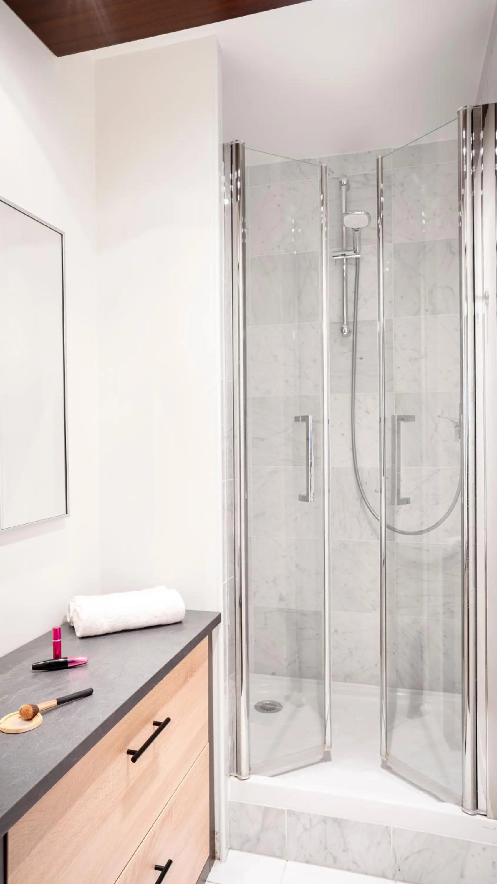 Shower in Residhome Val d'Europe